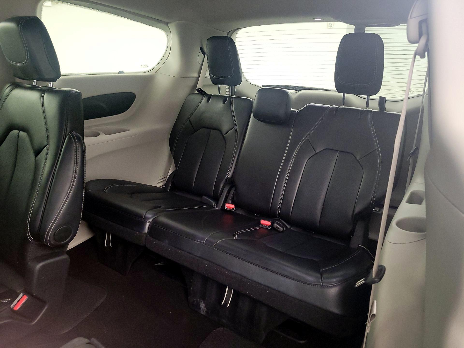 Thumbnail: 2024 Chrysler Pacifica - 20