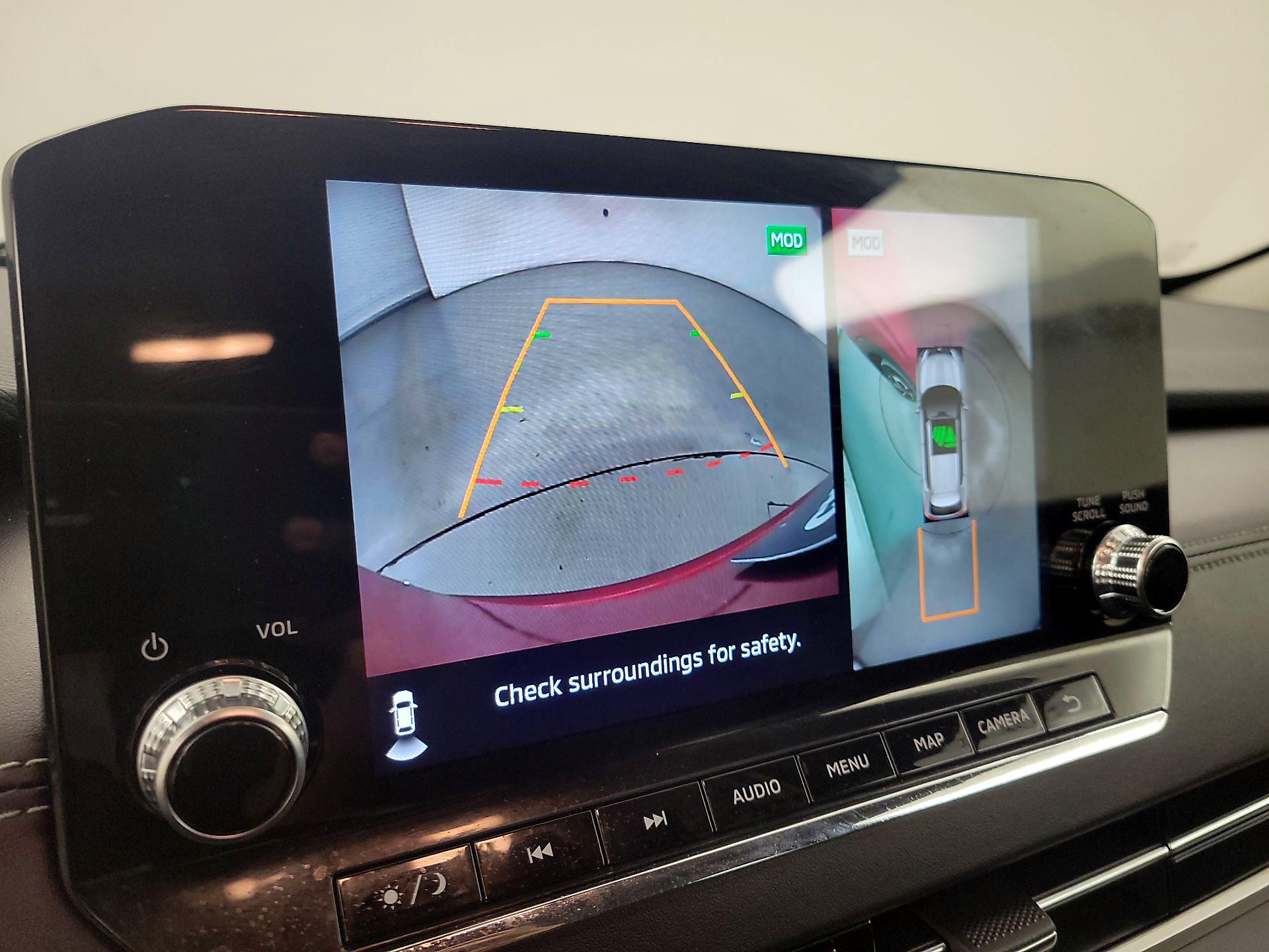 Thumbnail: 2024 Mitsubishi Outlander - 15