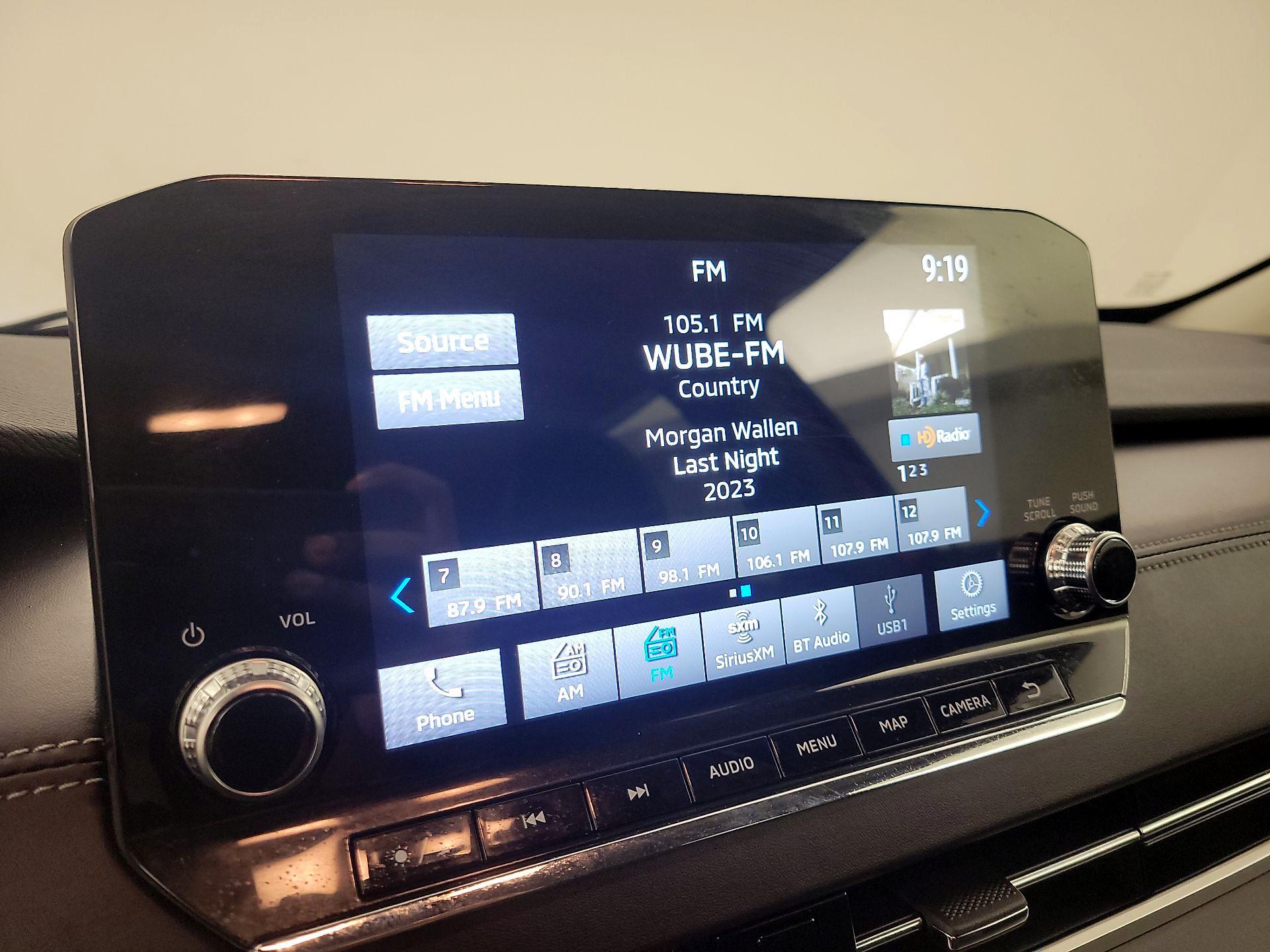 Thumbnail: 2024 Mitsubishi Outlander - 16