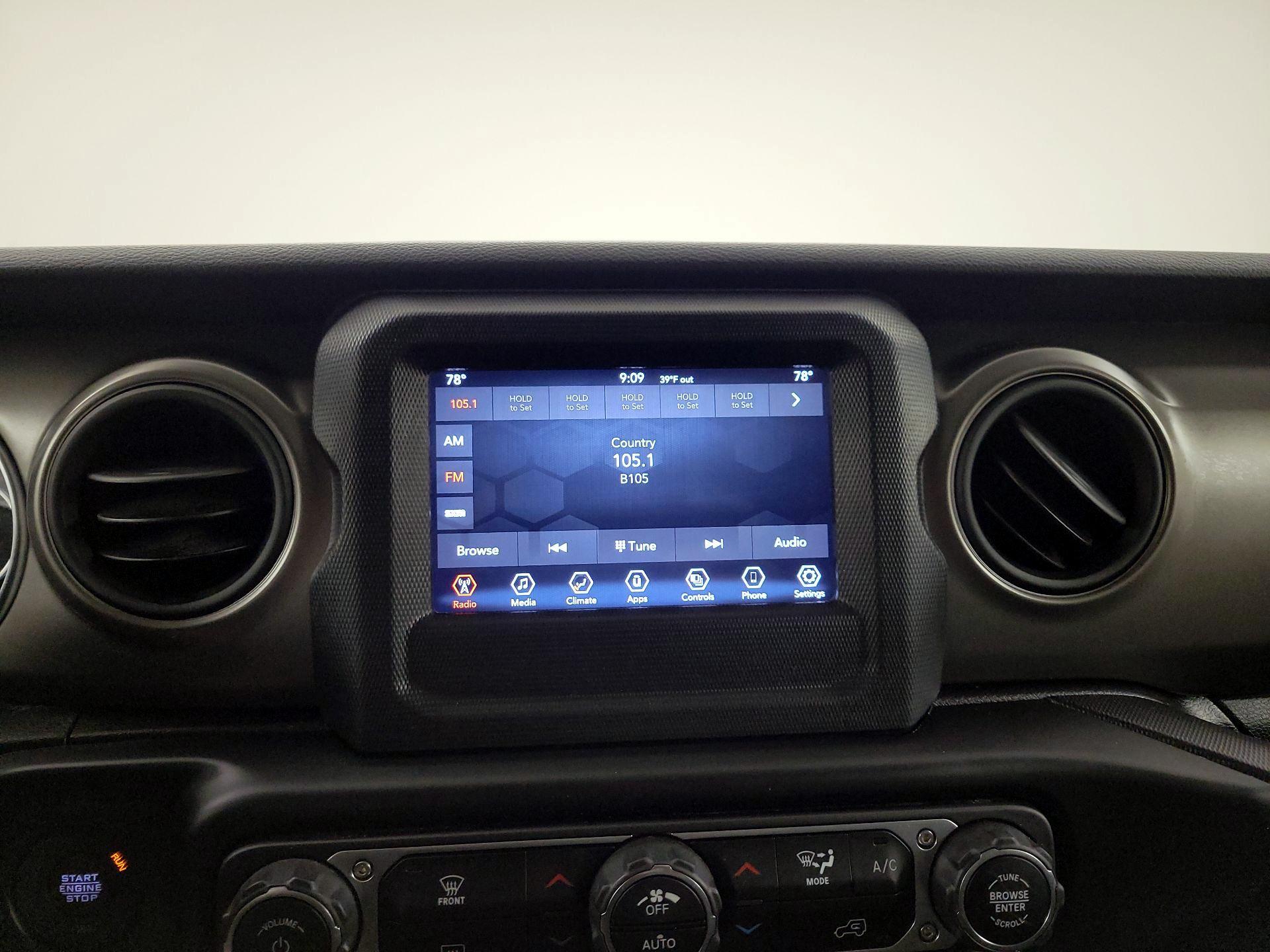 Thumbnail: 2021 Jeep Wrangler - 15