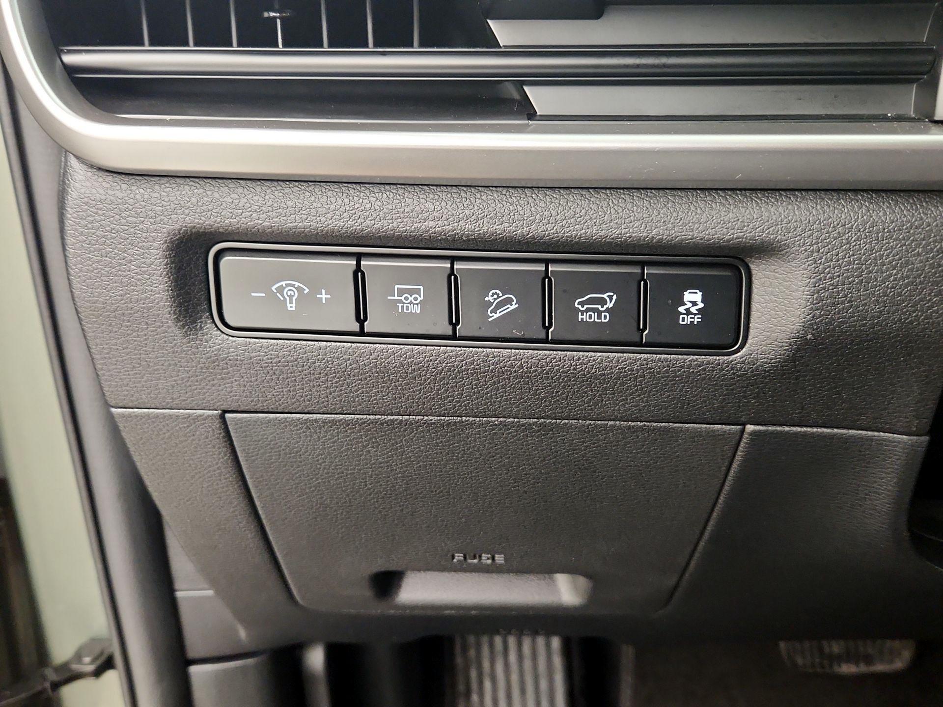 Thumbnail: 2023 Kia Telluride - 13