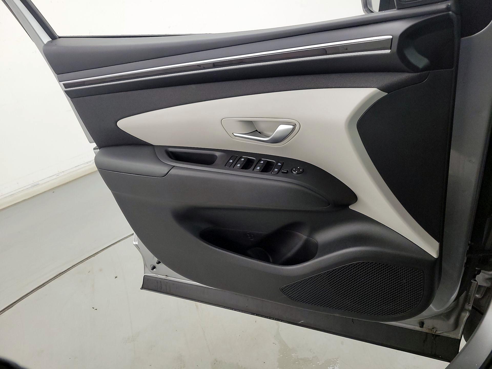 Thumbnail: 2023 Hyundai Tucson - 12