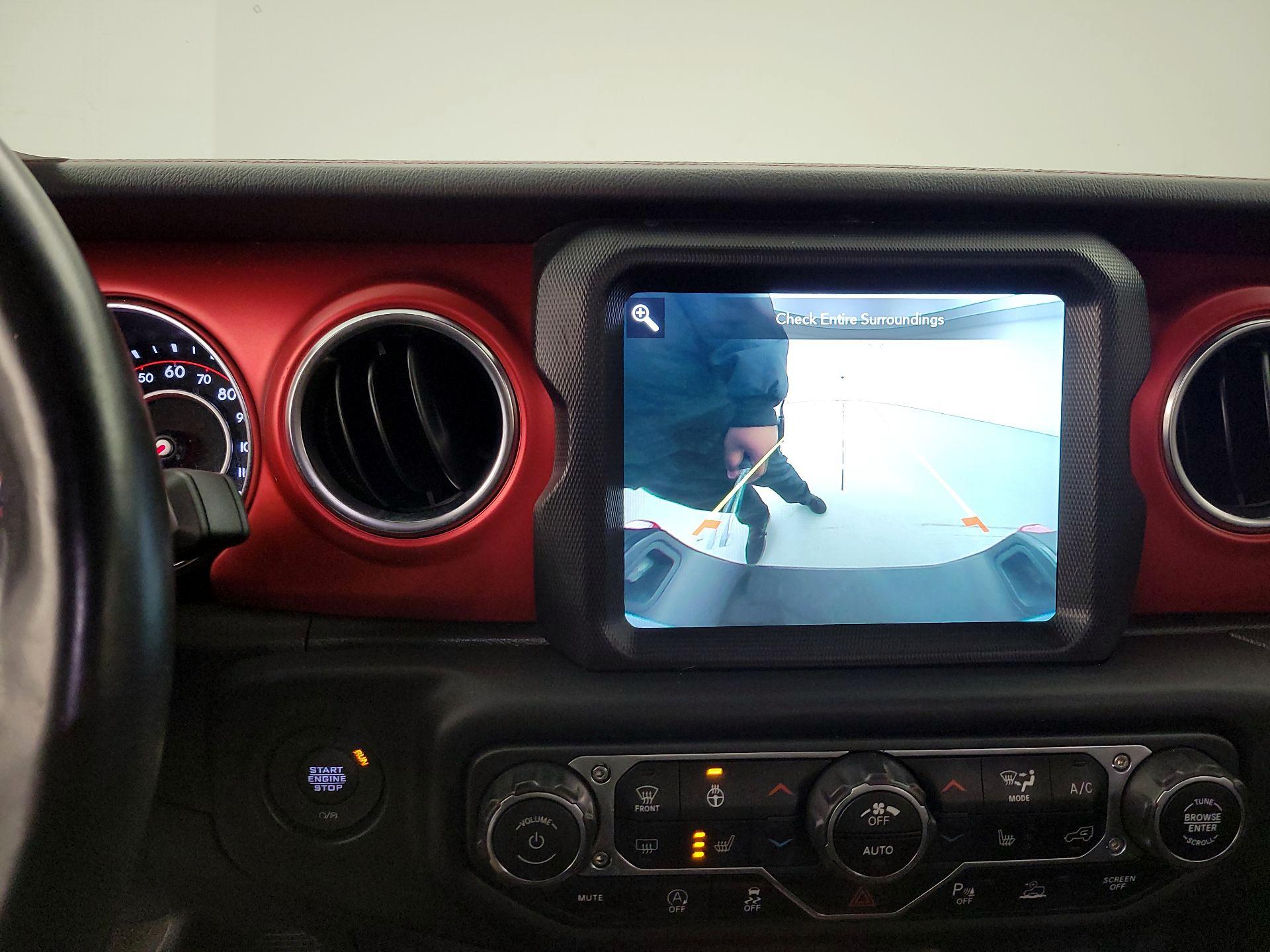 Thumbnail: 2021 Jeep Gladiator - 15