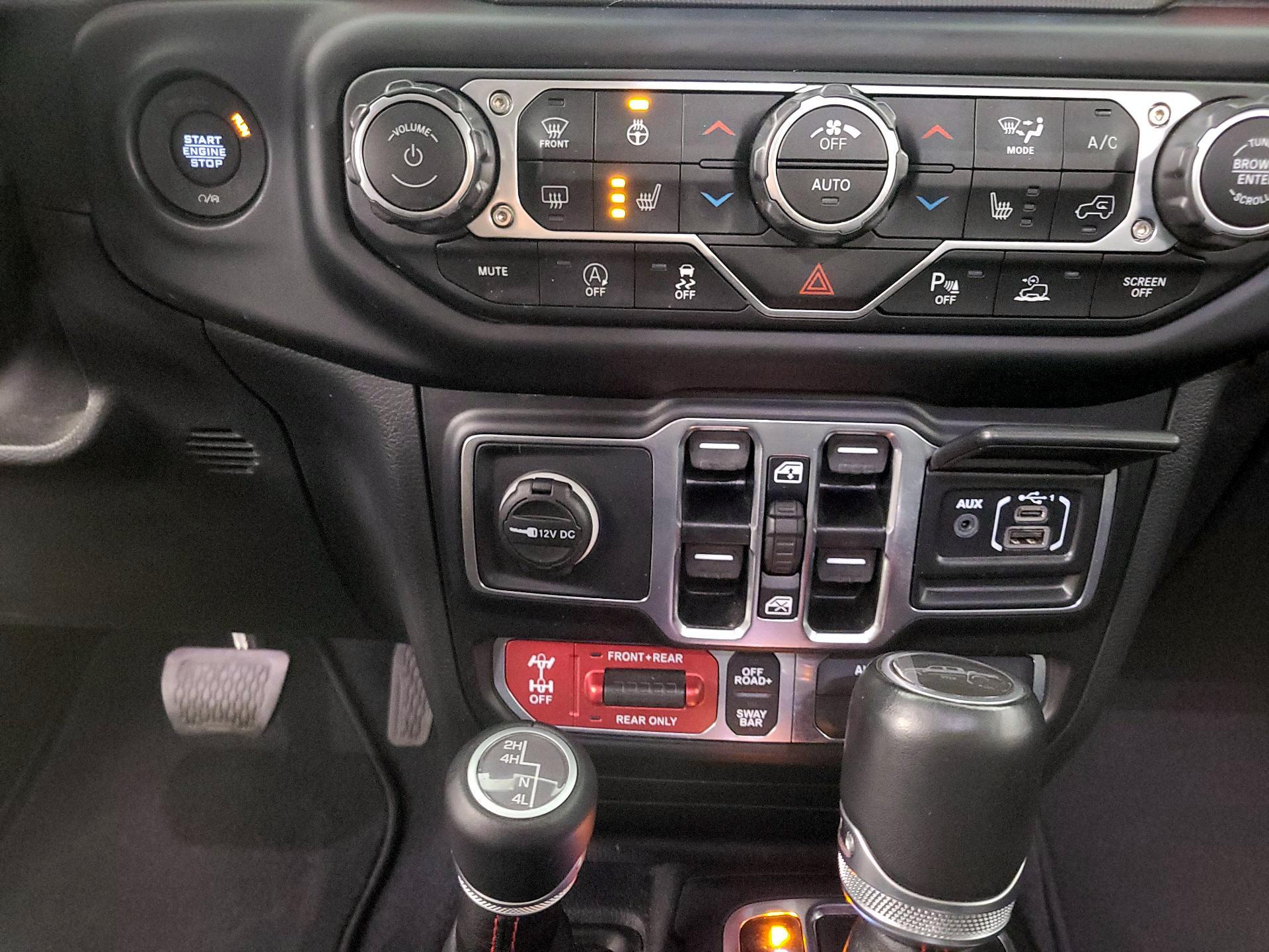 Thumbnail: 2021 Jeep Gladiator - 19