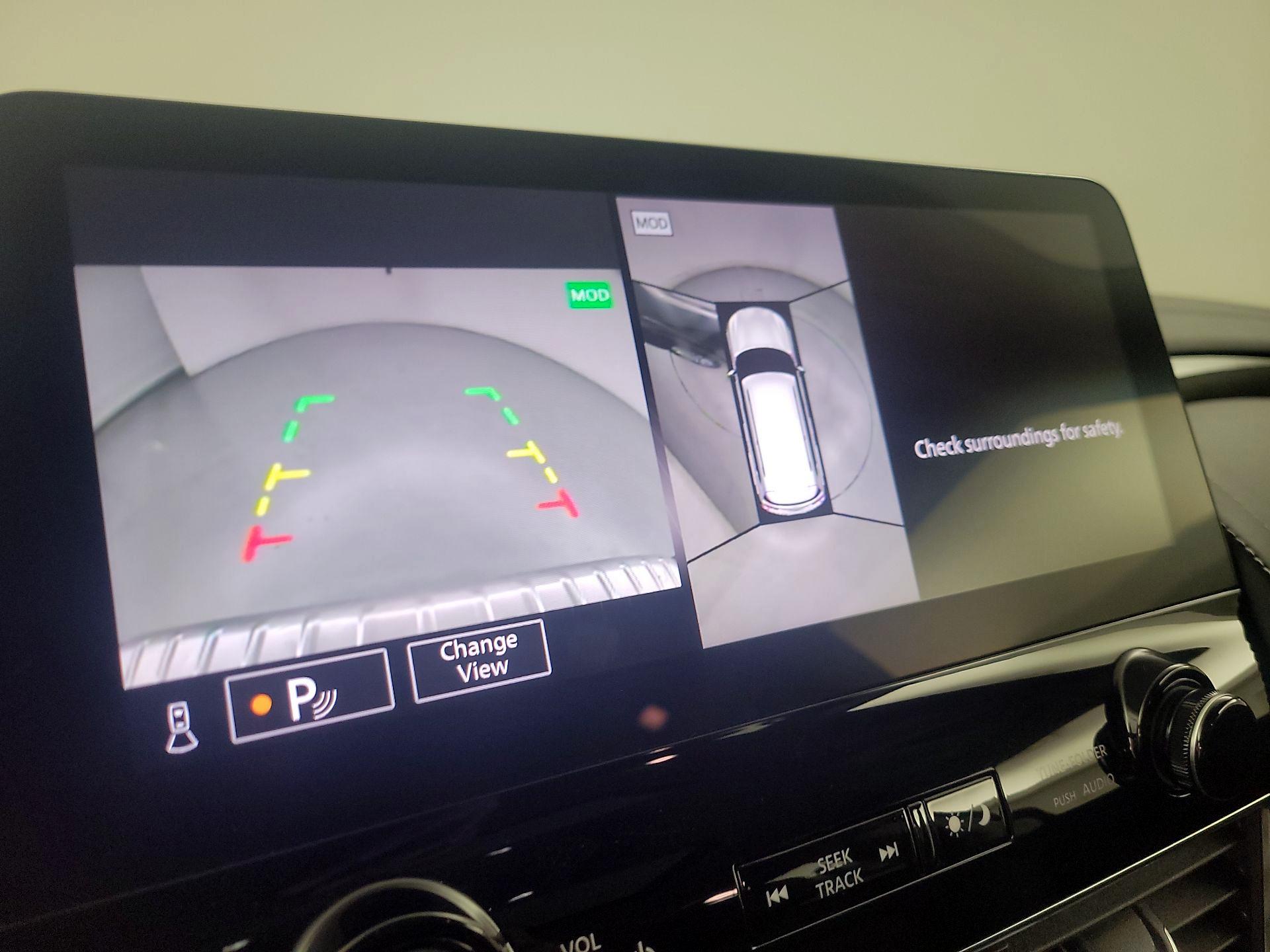 Thumbnail: 2024 INFINITI QX80 - 15