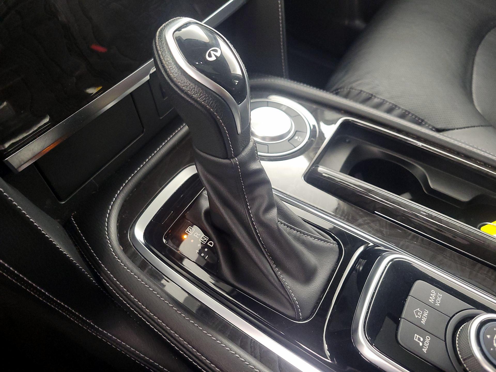 Thumbnail: 2024 INFINITI QX80 - 18