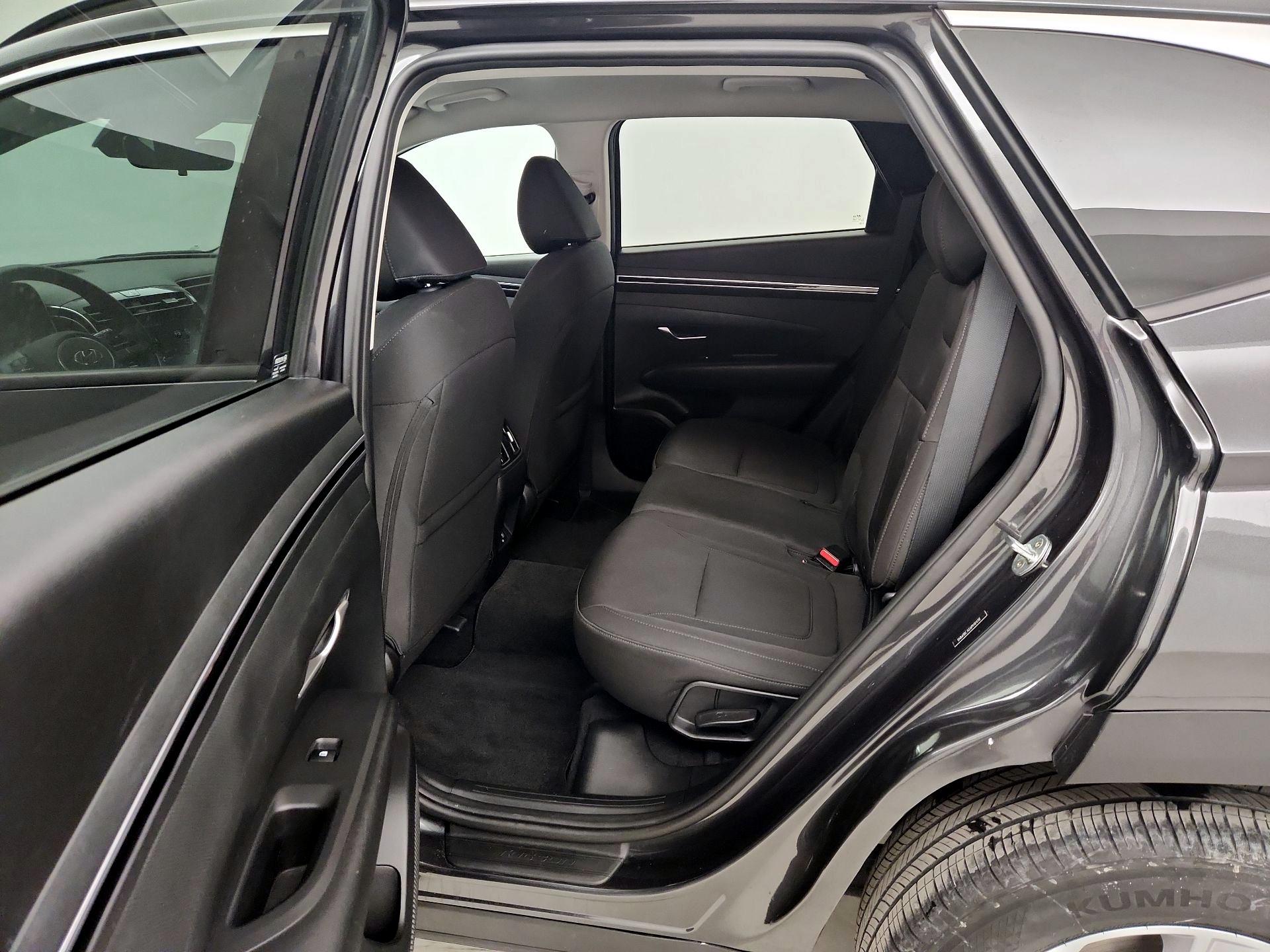 Thumbnail: 2023 Hyundai Tucson - 19