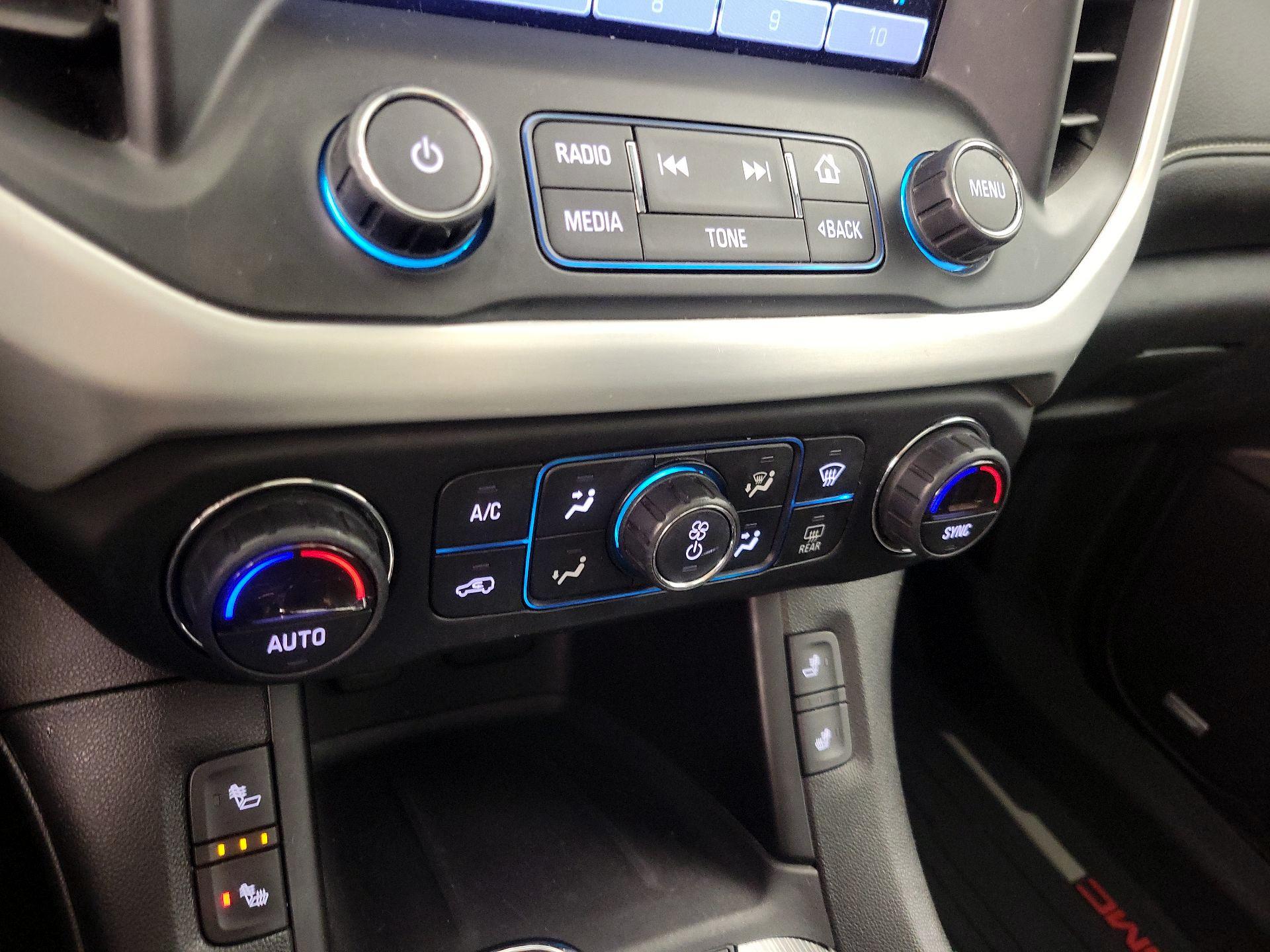 Thumbnail: 2019 GMC Acadia - 17