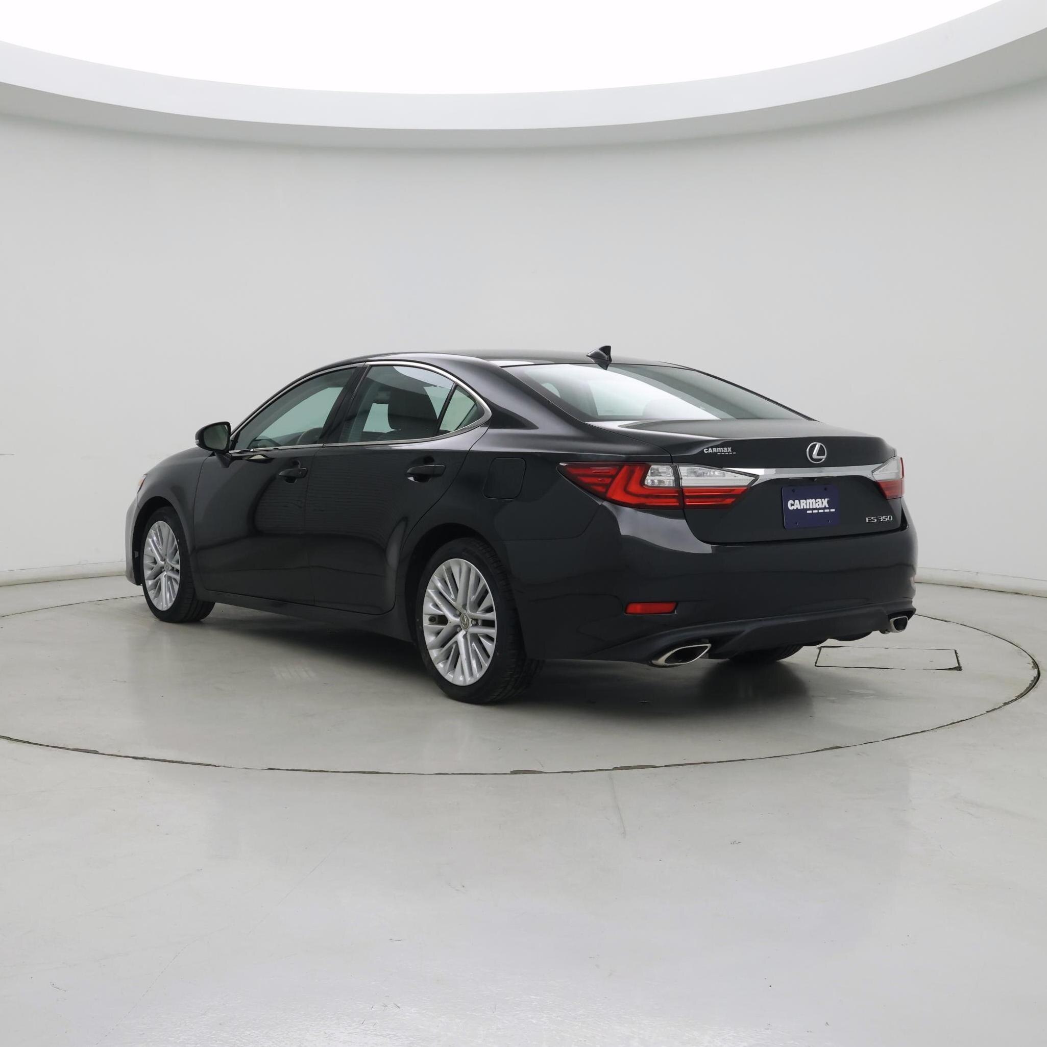 Thumbnail: 2018 Lexus ES - 2