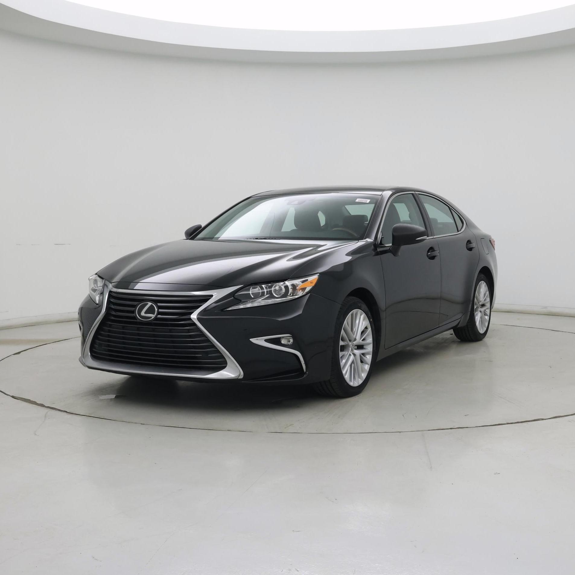 Thumbnail: 2018 Lexus ES - 4