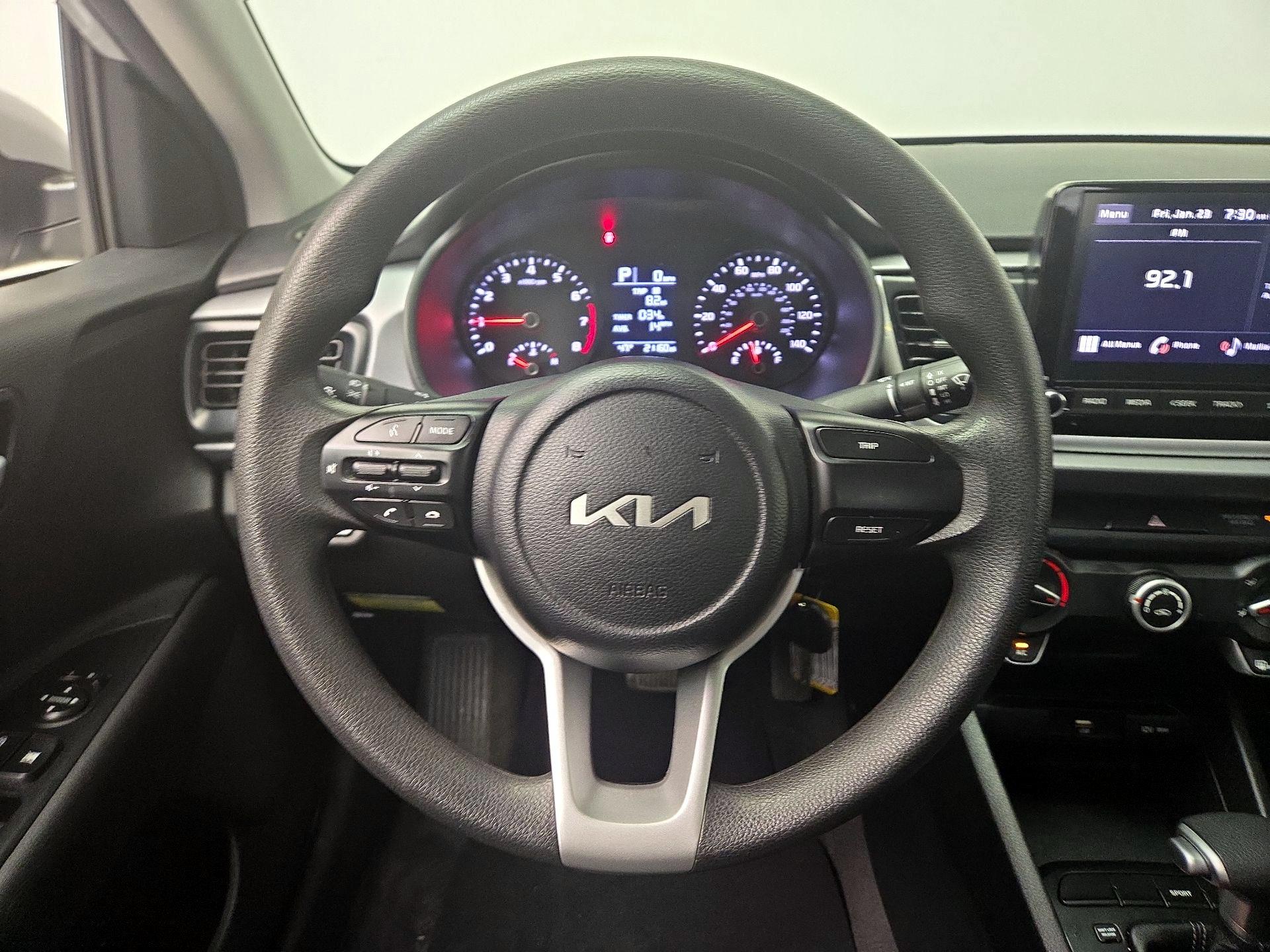 Thumbnail: 2023 Kia Rio - 10