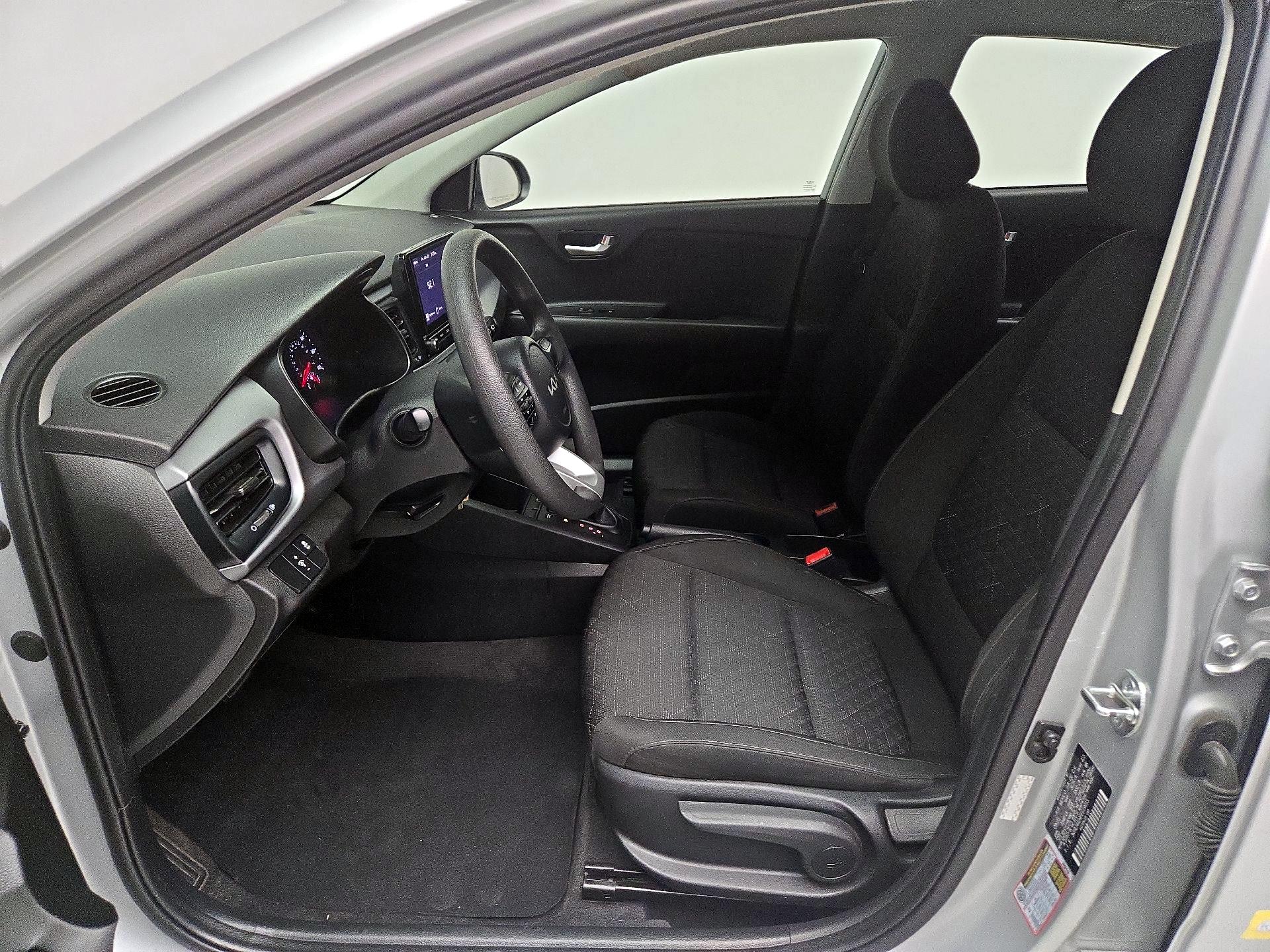 Thumbnail: 2023 Kia Rio - 11