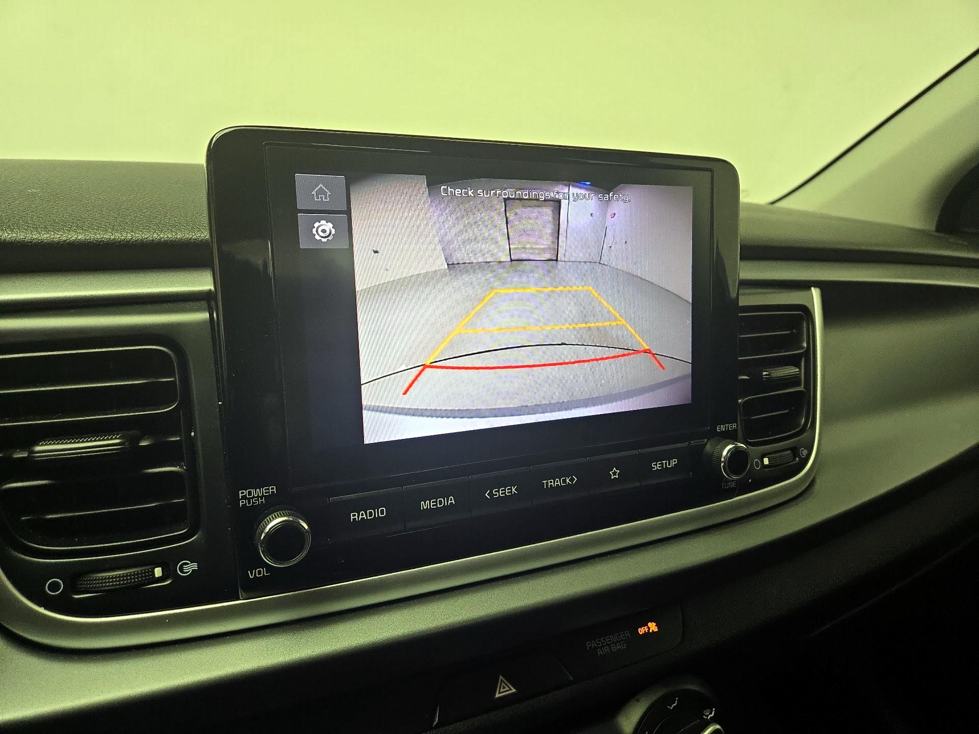 Thumbnail: 2023 Kia Rio - 14