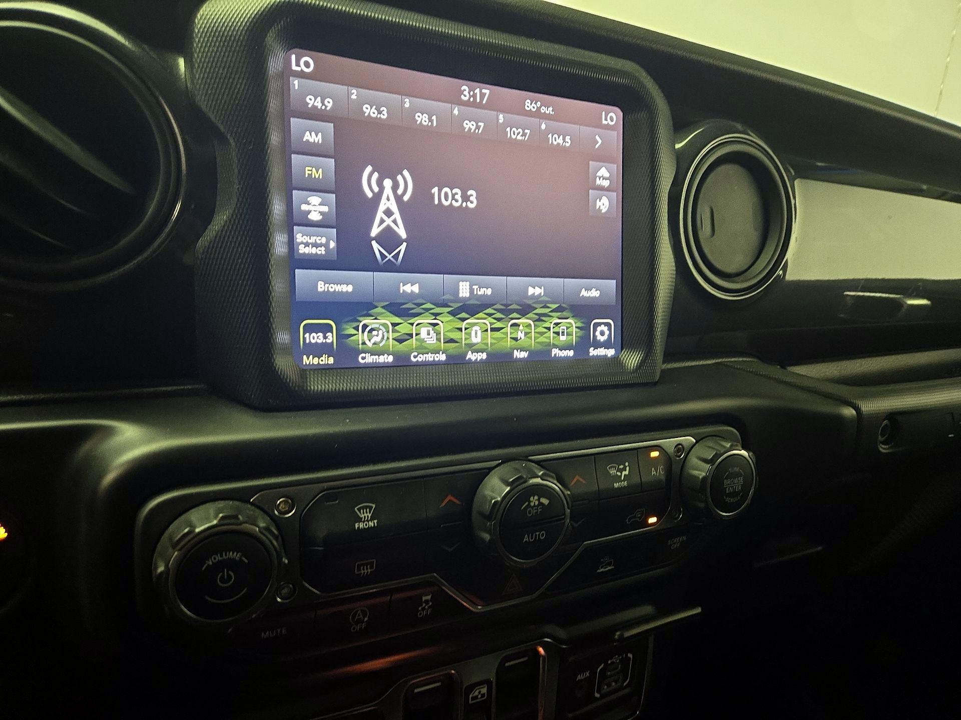 Thumbnail: 2021 Jeep Wrangler - 15