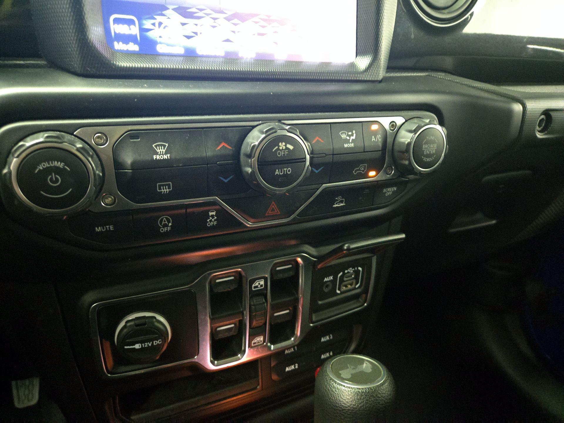 Thumbnail: 2021 Jeep Wrangler - 16