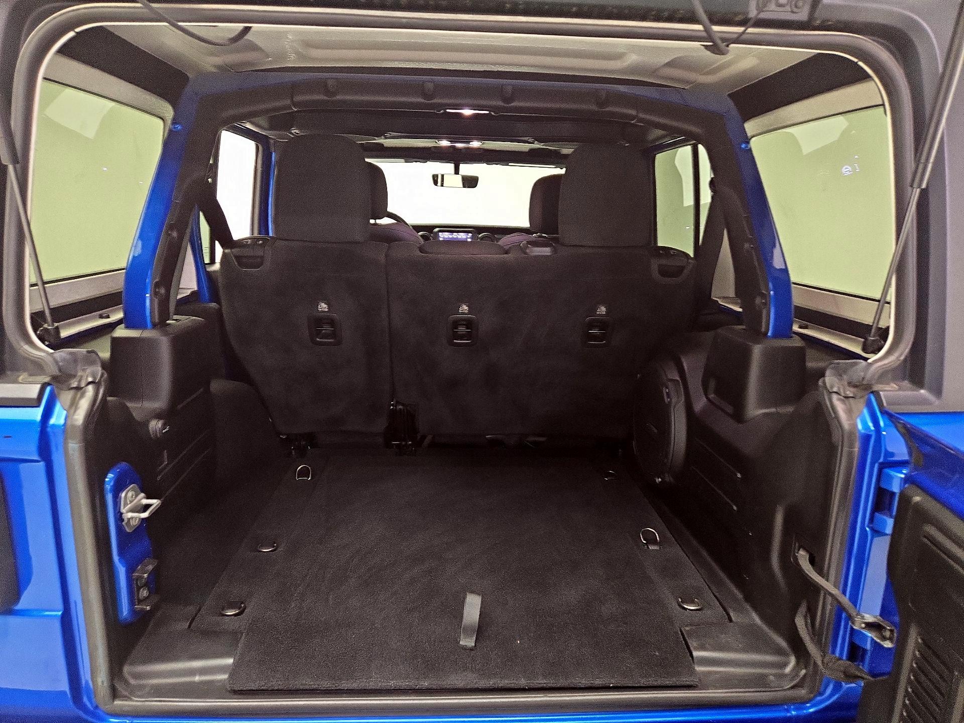 Thumbnail: 2021 Jeep Wrangler - 20