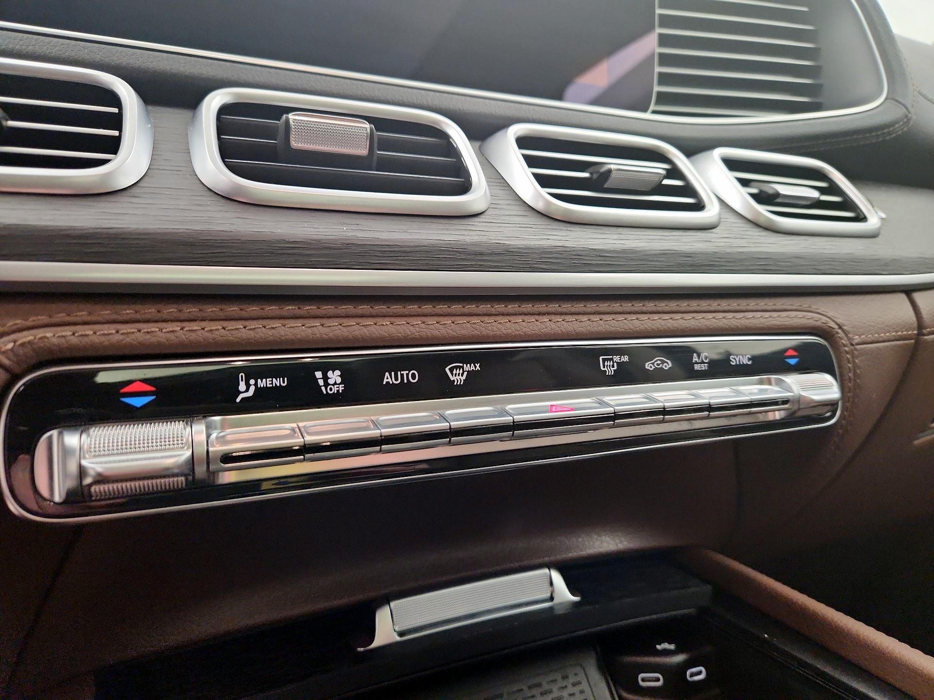 Thumbnail: 2024 Mercedes-Benz GLE - 17