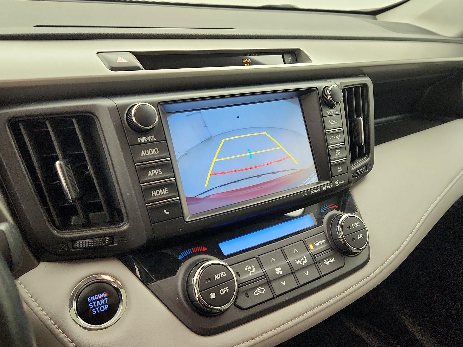 Thumbnail: 2016 Toyota RAV4 - 15