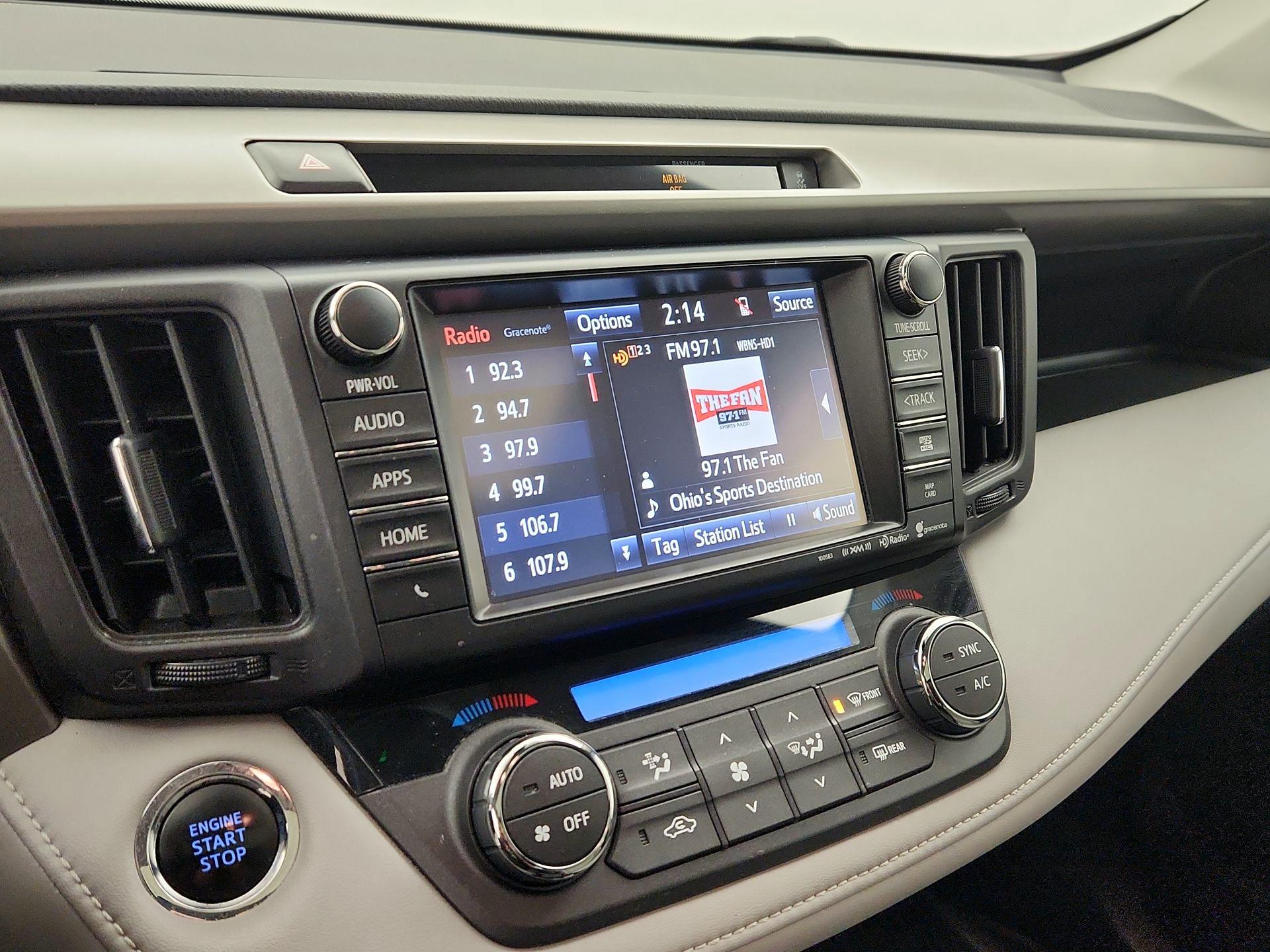 Thumbnail: 2016 Toyota RAV4 - 16