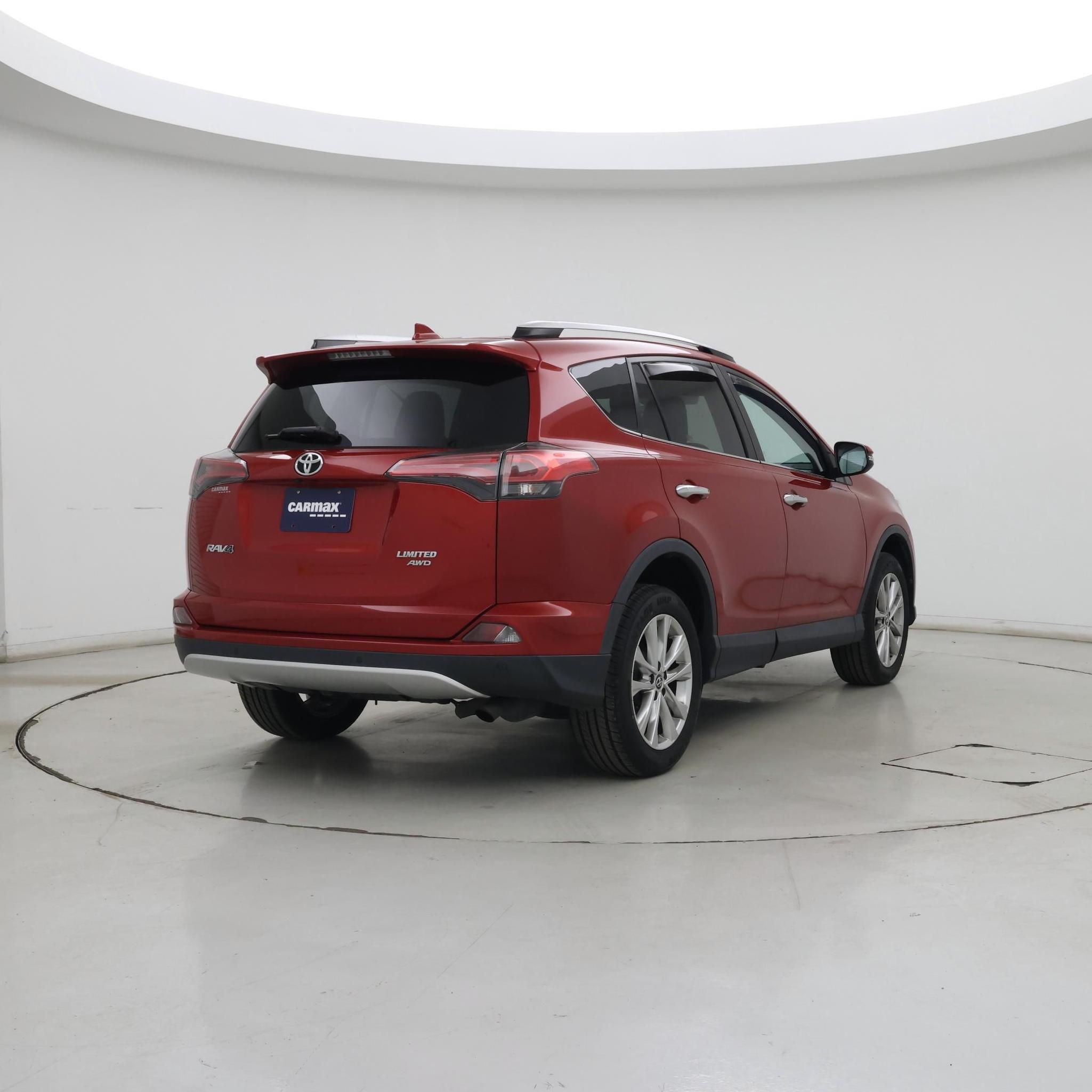 Thumbnail: 2016 Toyota RAV4 - 8