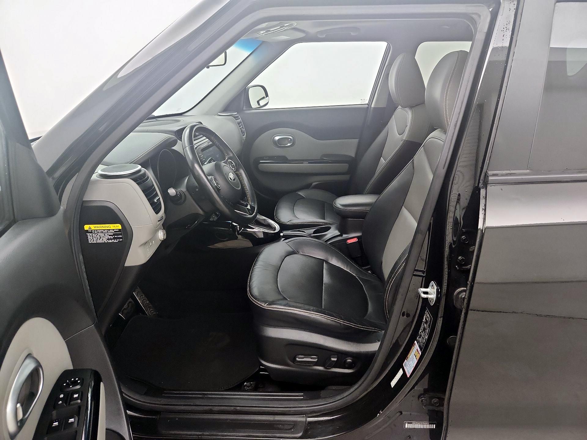 Thumbnail: 2016 Kia Soul - 11