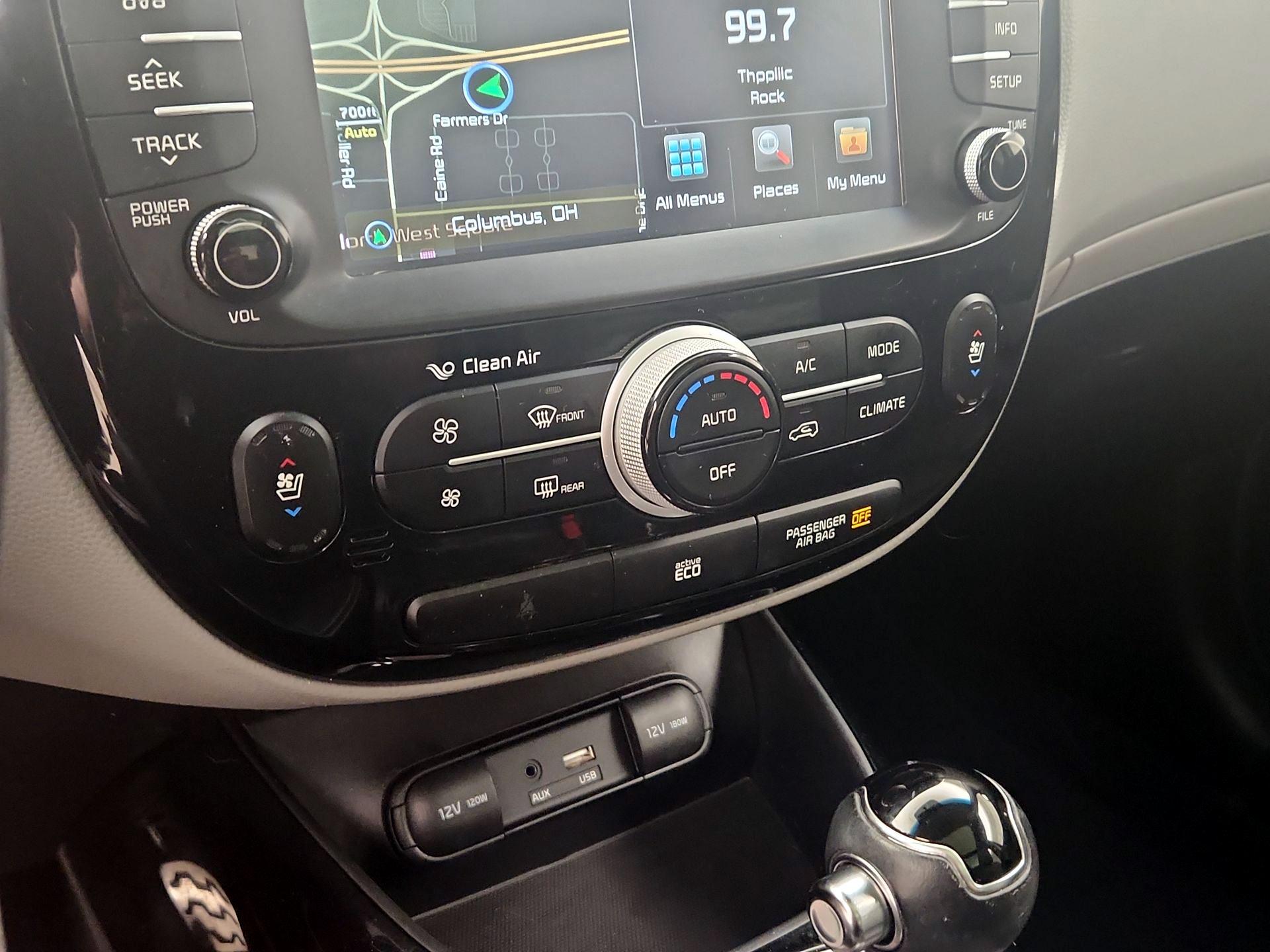 Thumbnail: 2016 Kia Soul - 17