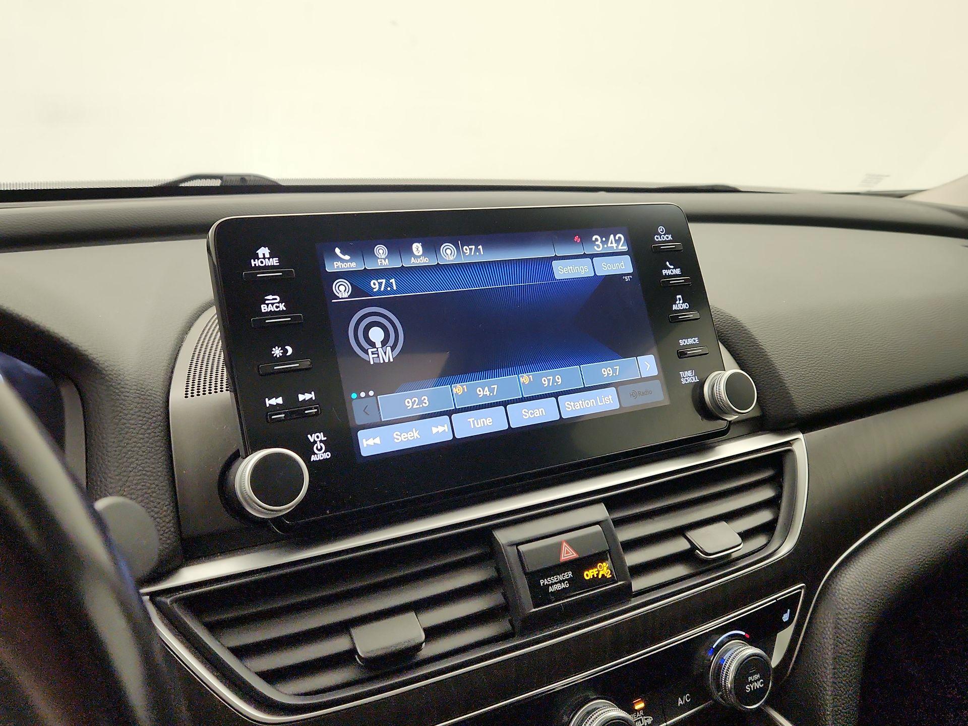 Thumbnail: 2020 Honda Accord - 15