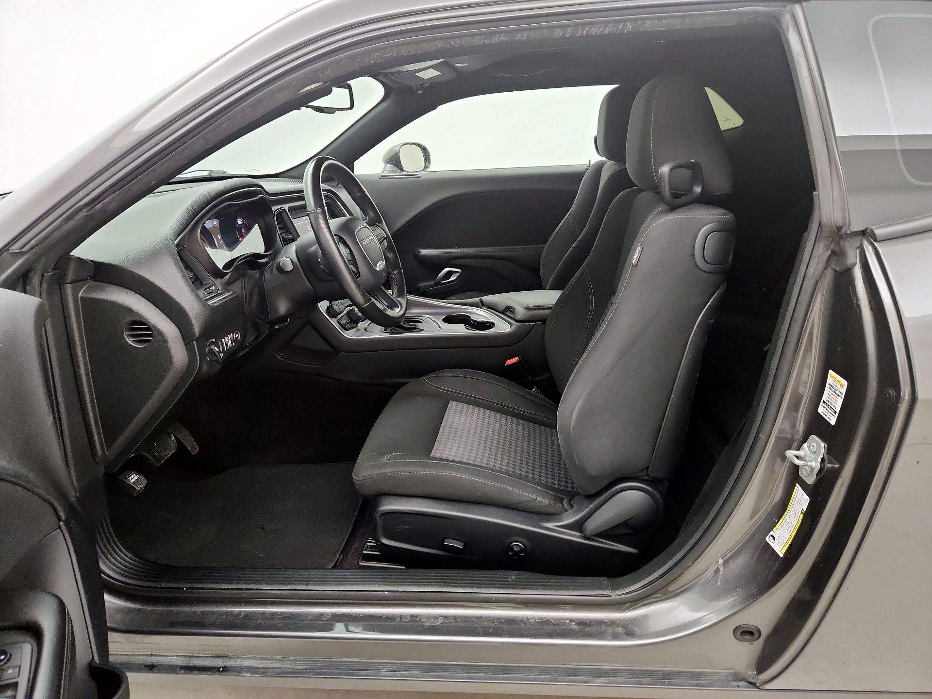 Thumbnail: 2018 Dodge Challenger - 11