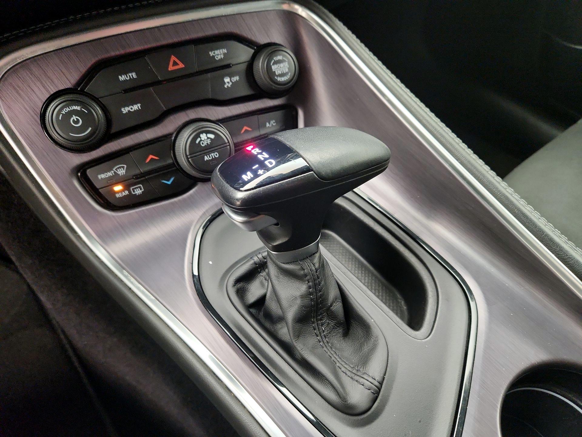 Thumbnail: 2018 Dodge Challenger - 17