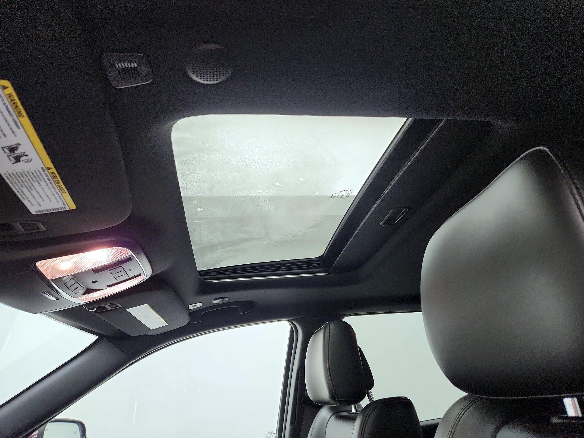 Thumbnail: 2020 Jeep Grand Cherokee - 20