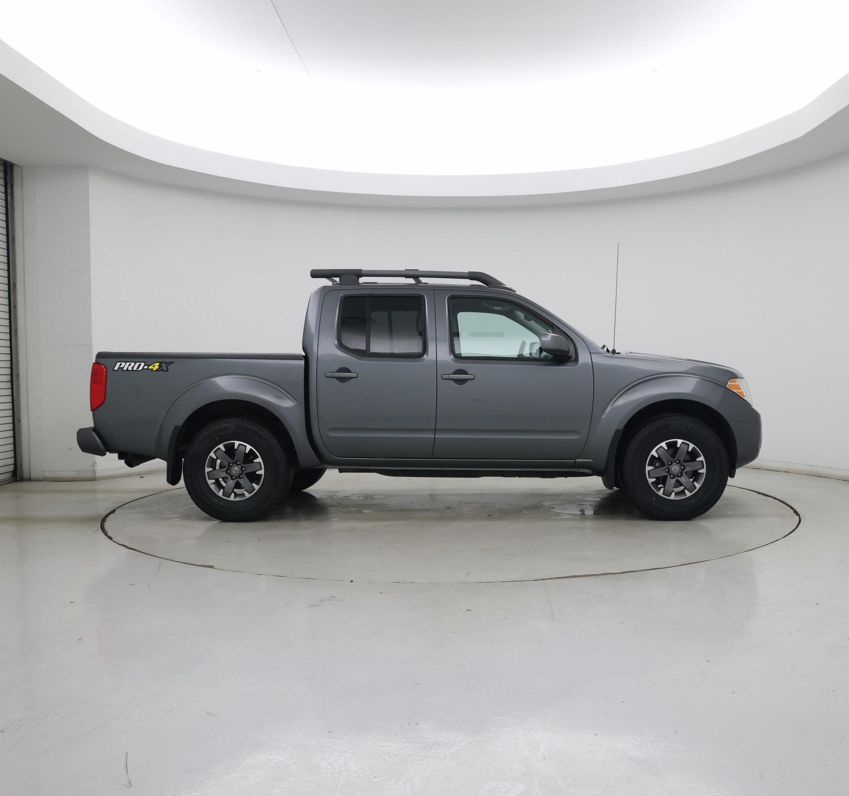 Thumbnail: 2017 Nissan Frontier - 7