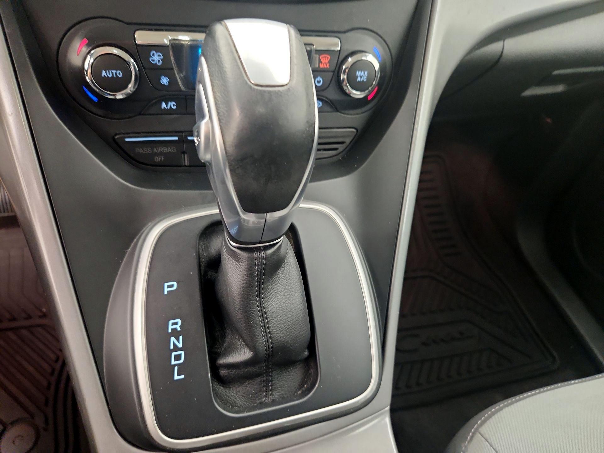 Thumbnail: 2015 Ford C-Max - 16