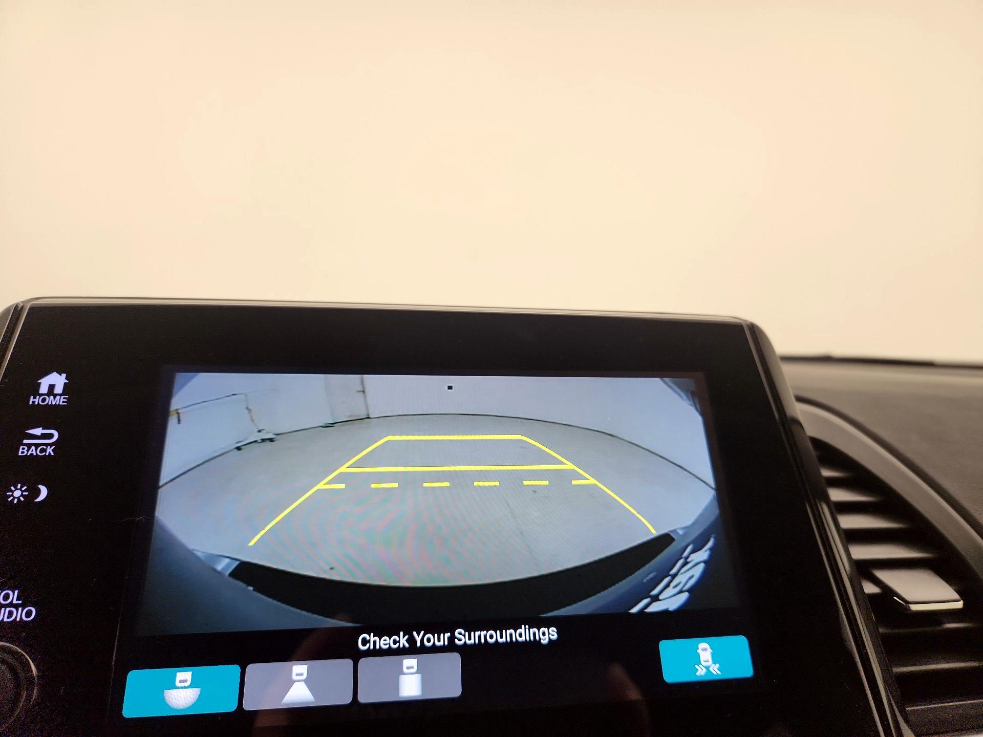 Thumbnail: 2019 Honda Odyssey - 15