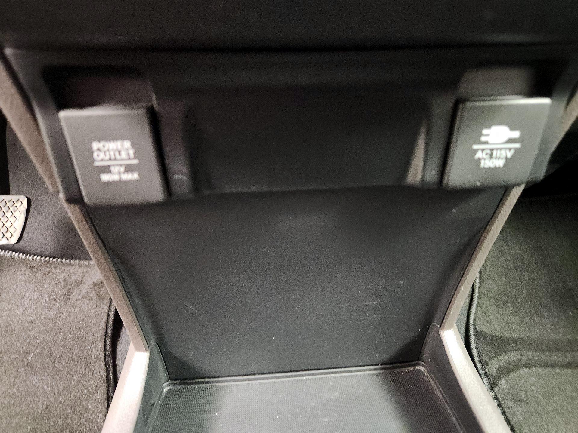 Thumbnail: 2019 Honda Odyssey - 19