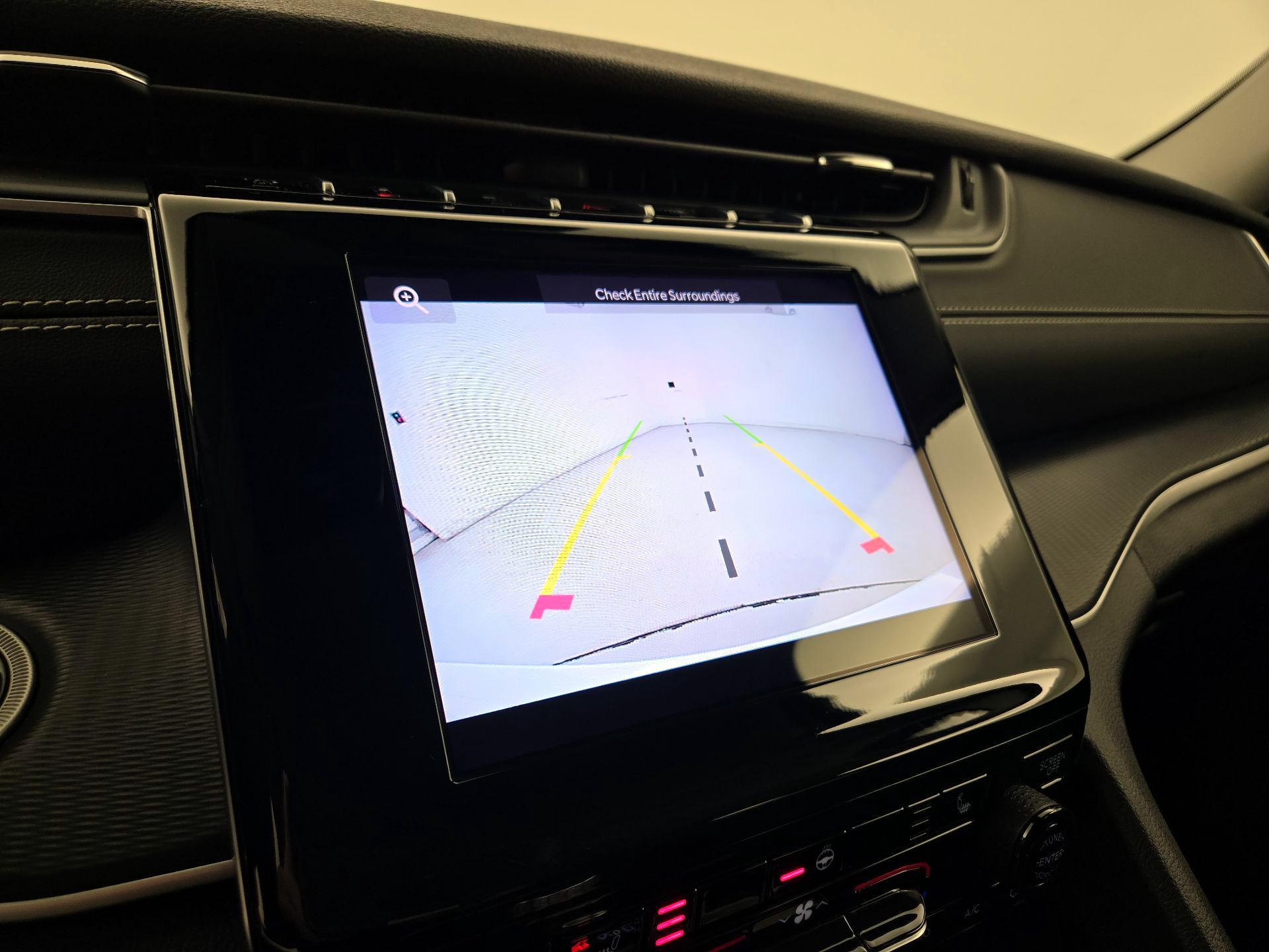 Thumbnail: 2023 Jeep Grand Cherokee - 14