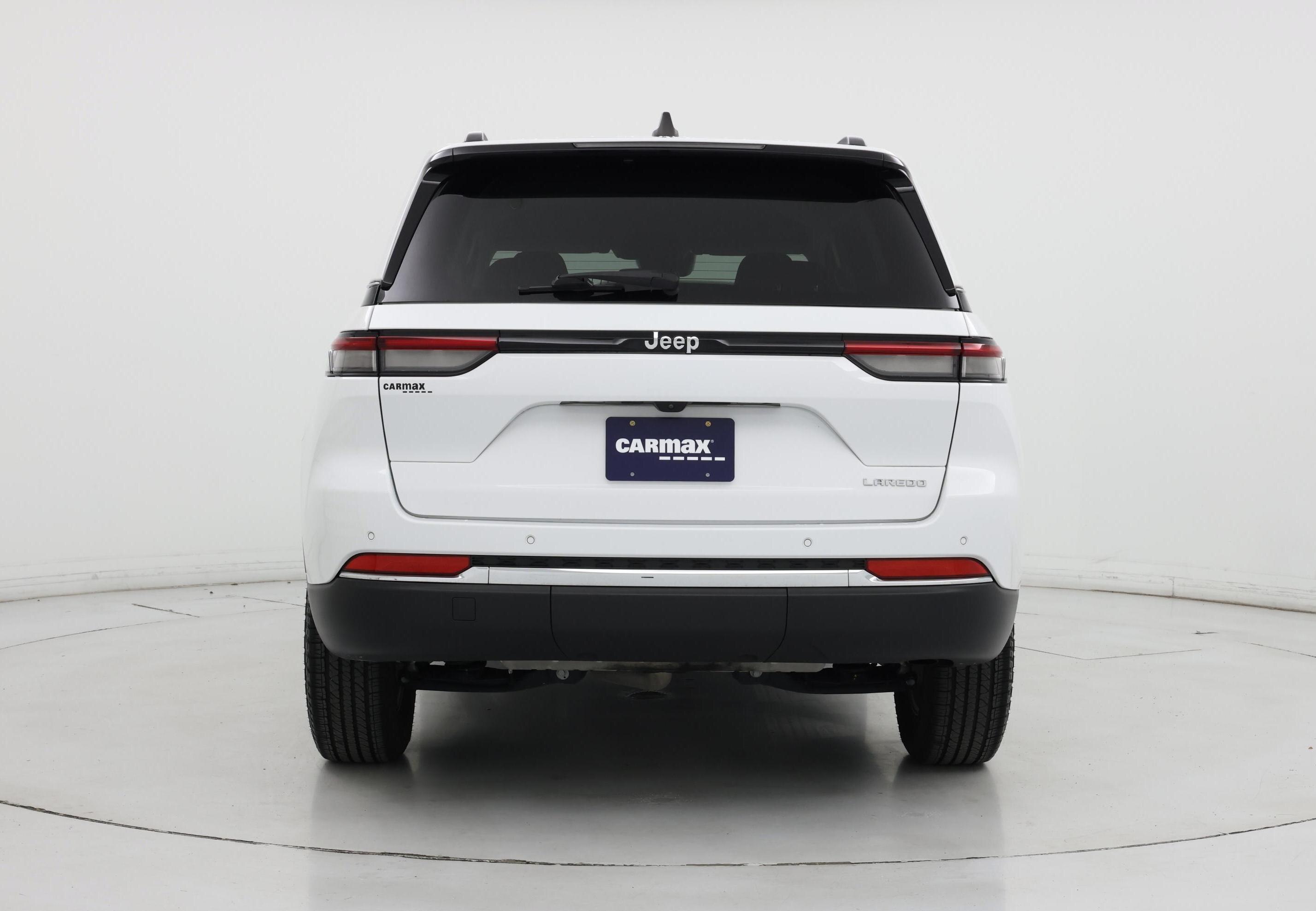 Thumbnail: 2023 Jeep Grand Cherokee - 6