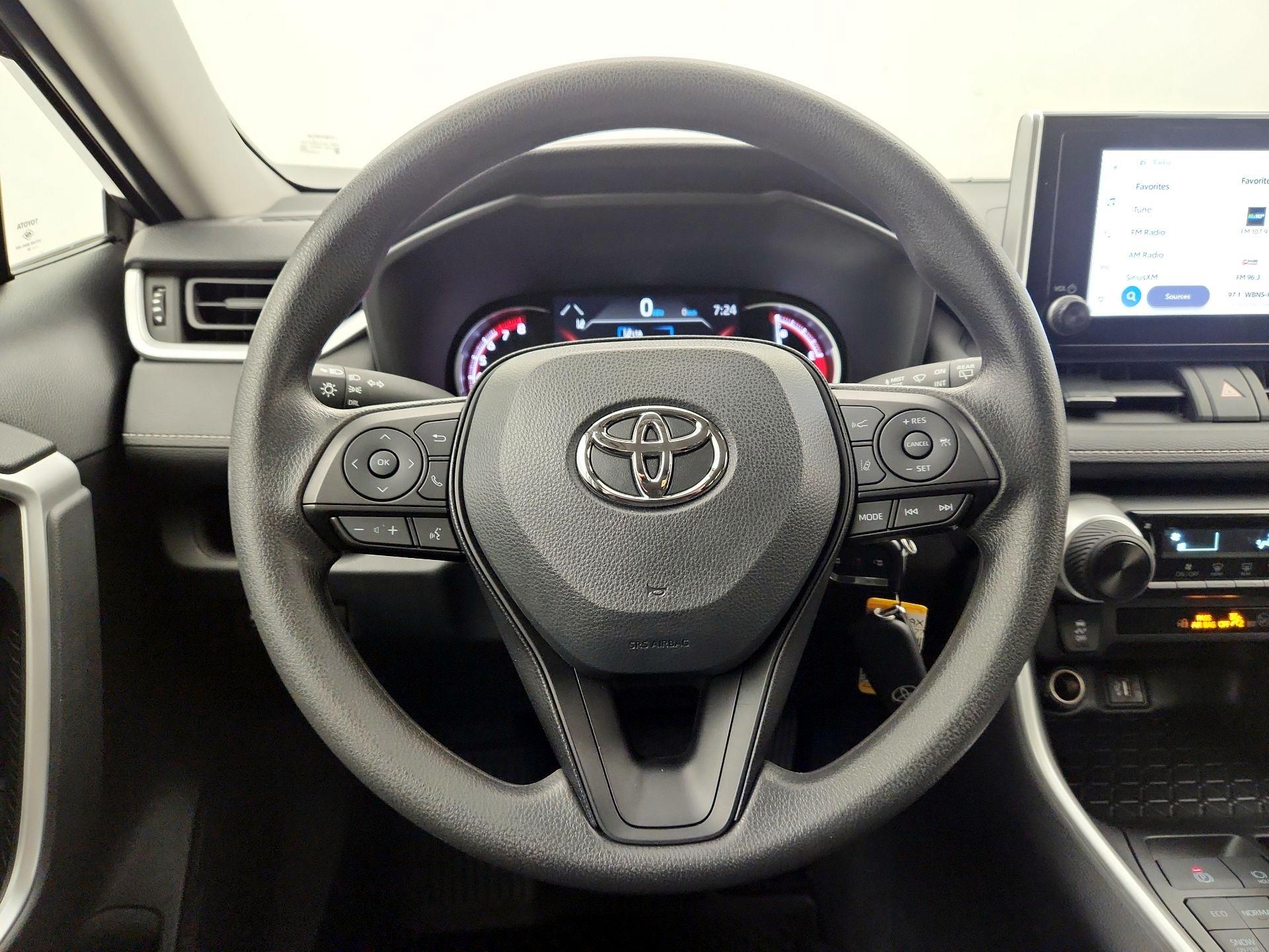 Thumbnail: 2024 Toyota RAV4 - 10