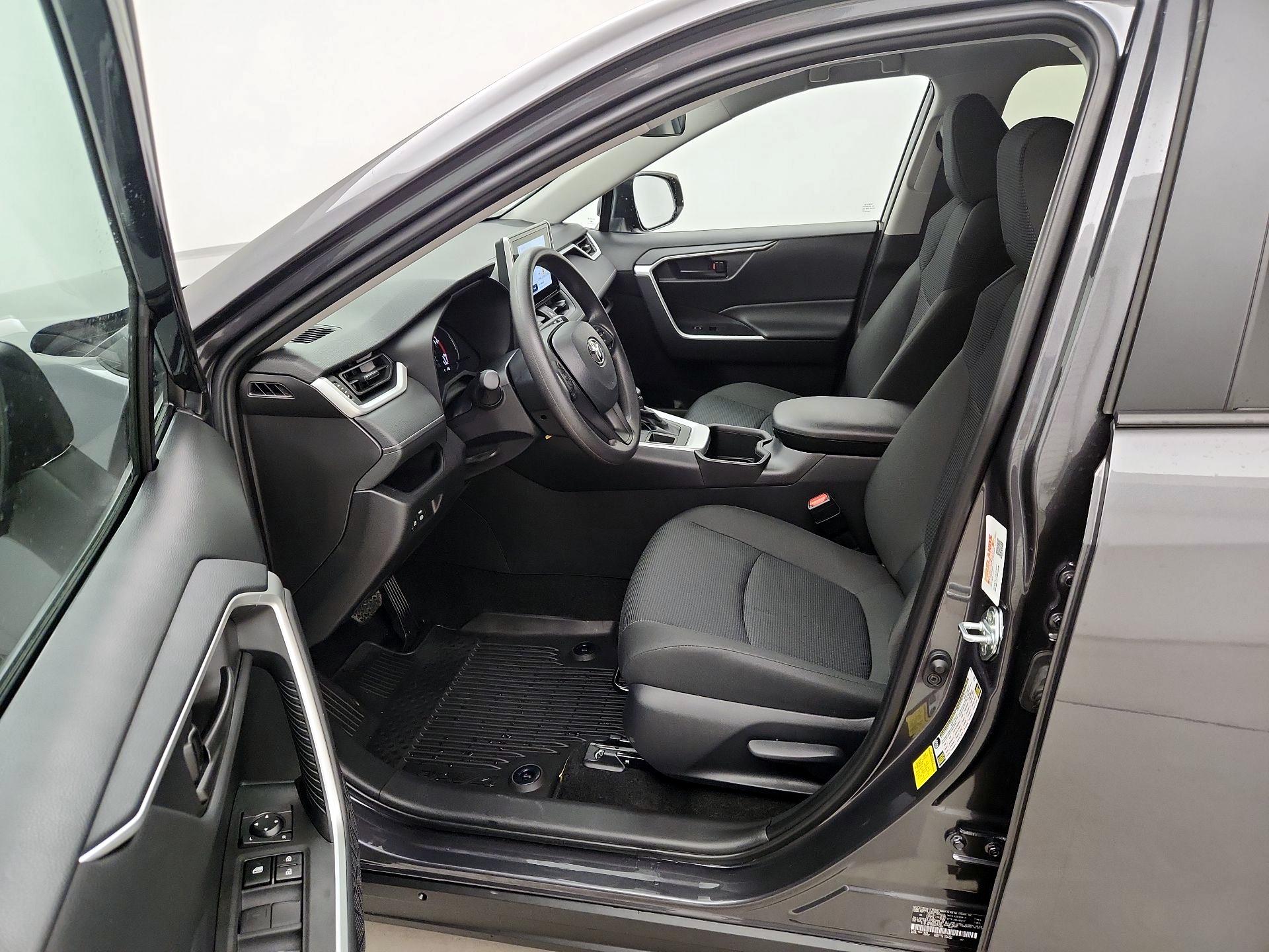 Thumbnail: 2024 Toyota RAV4 - 11