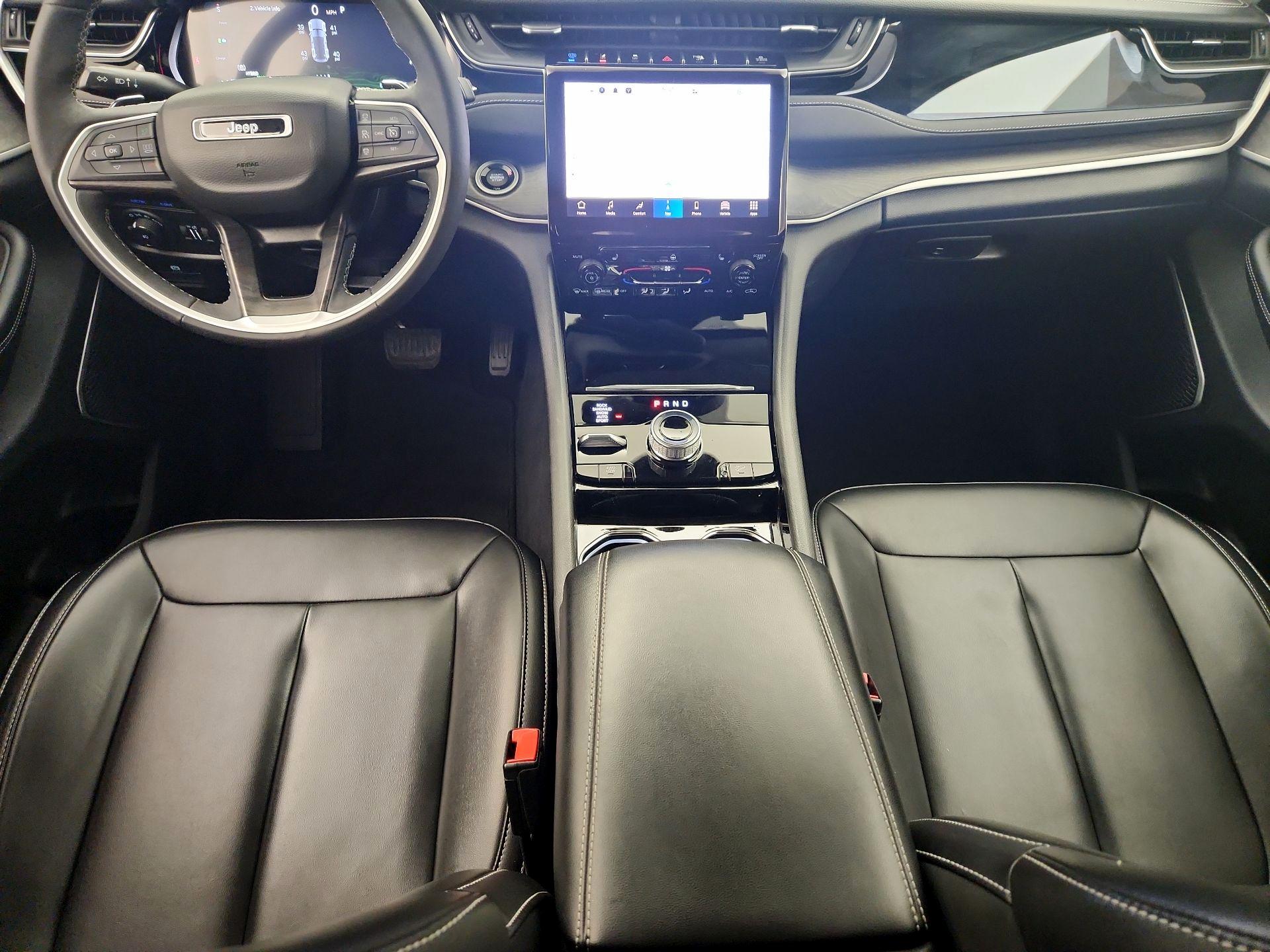 Thumbnail: 2023 Jeep Grand Cherokee - 9