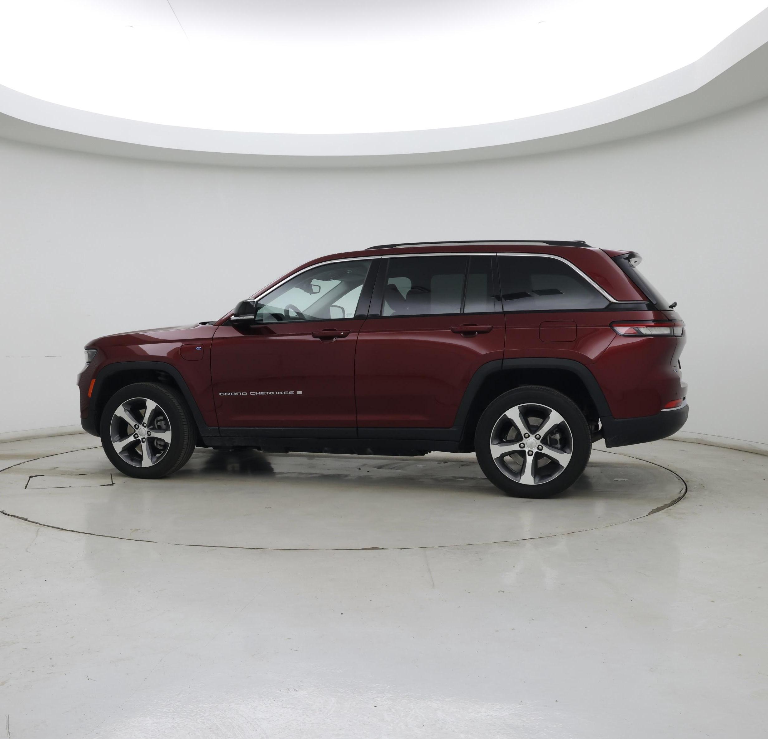 Thumbnail: 2023 Jeep Grand Cherokee - 4