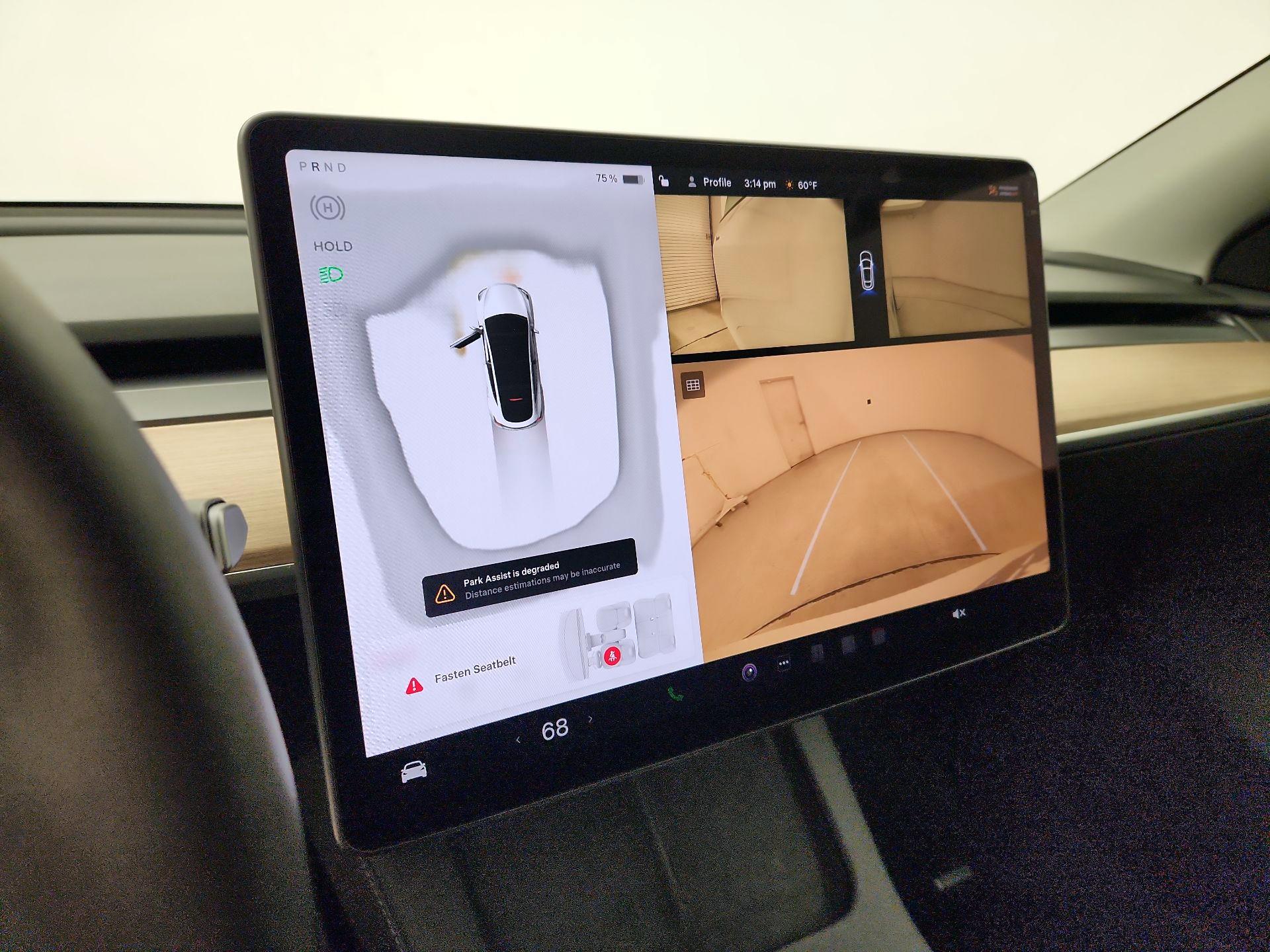 Thumbnail: 2023 Tesla Model Y - 14