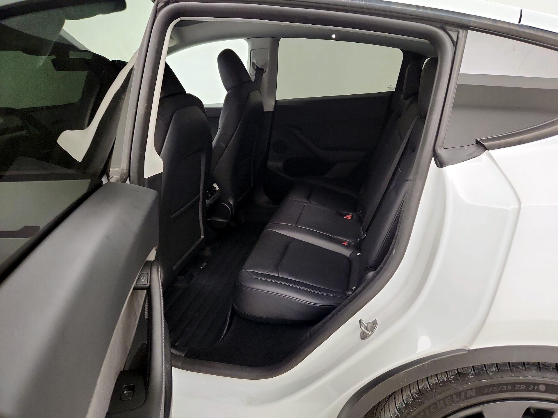 Thumbnail: 2023 Tesla Model Y - 19