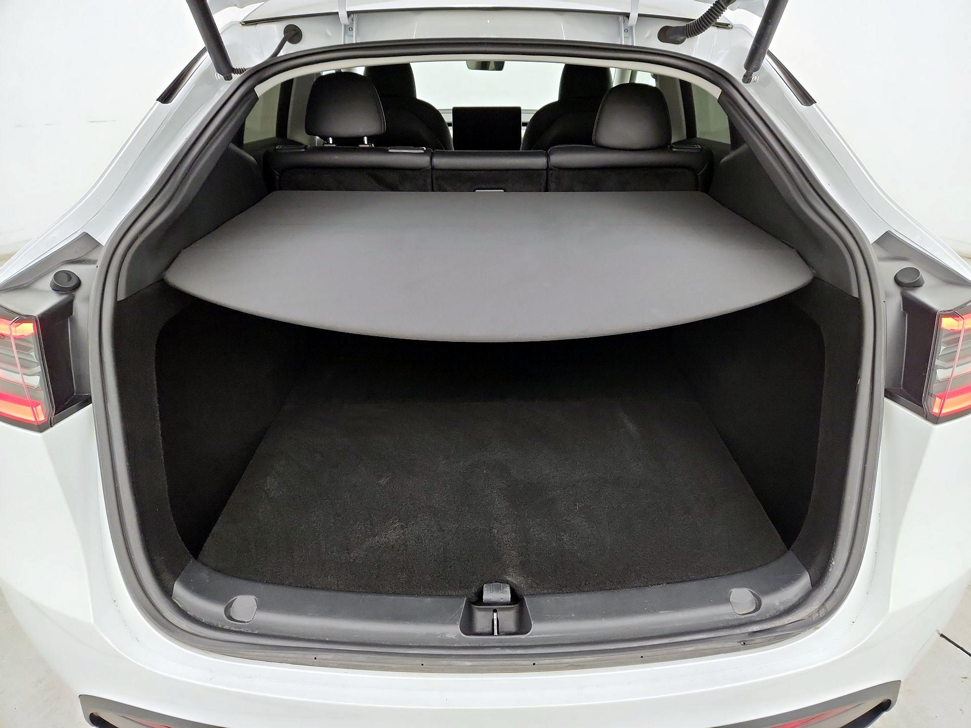 Thumbnail: 2023 Tesla Model Y - 20