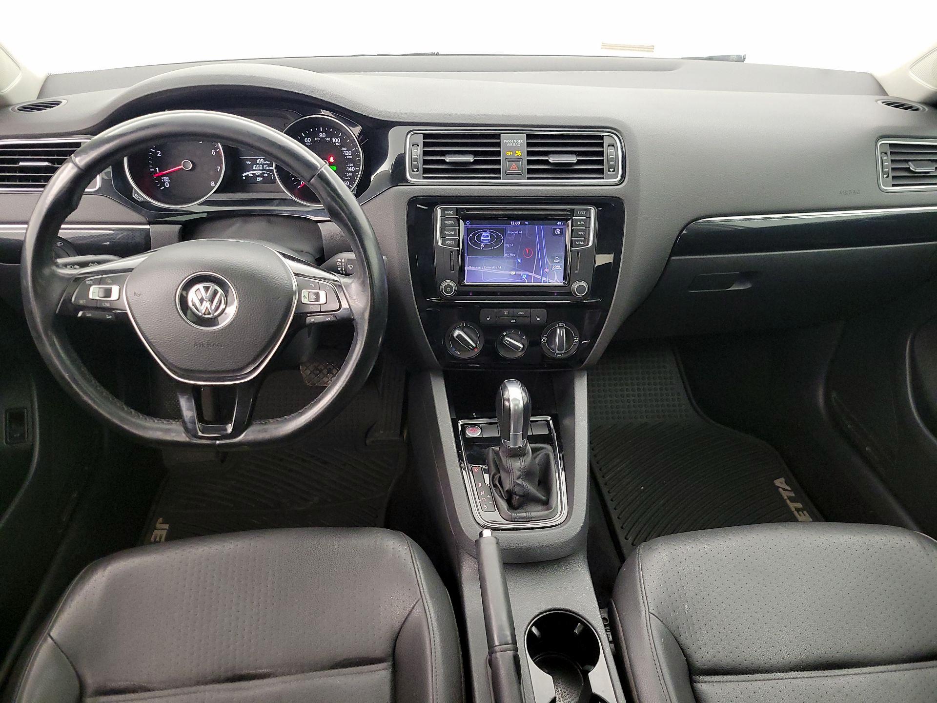 Thumbnail: 2016 Volkswagen Jetta - 9