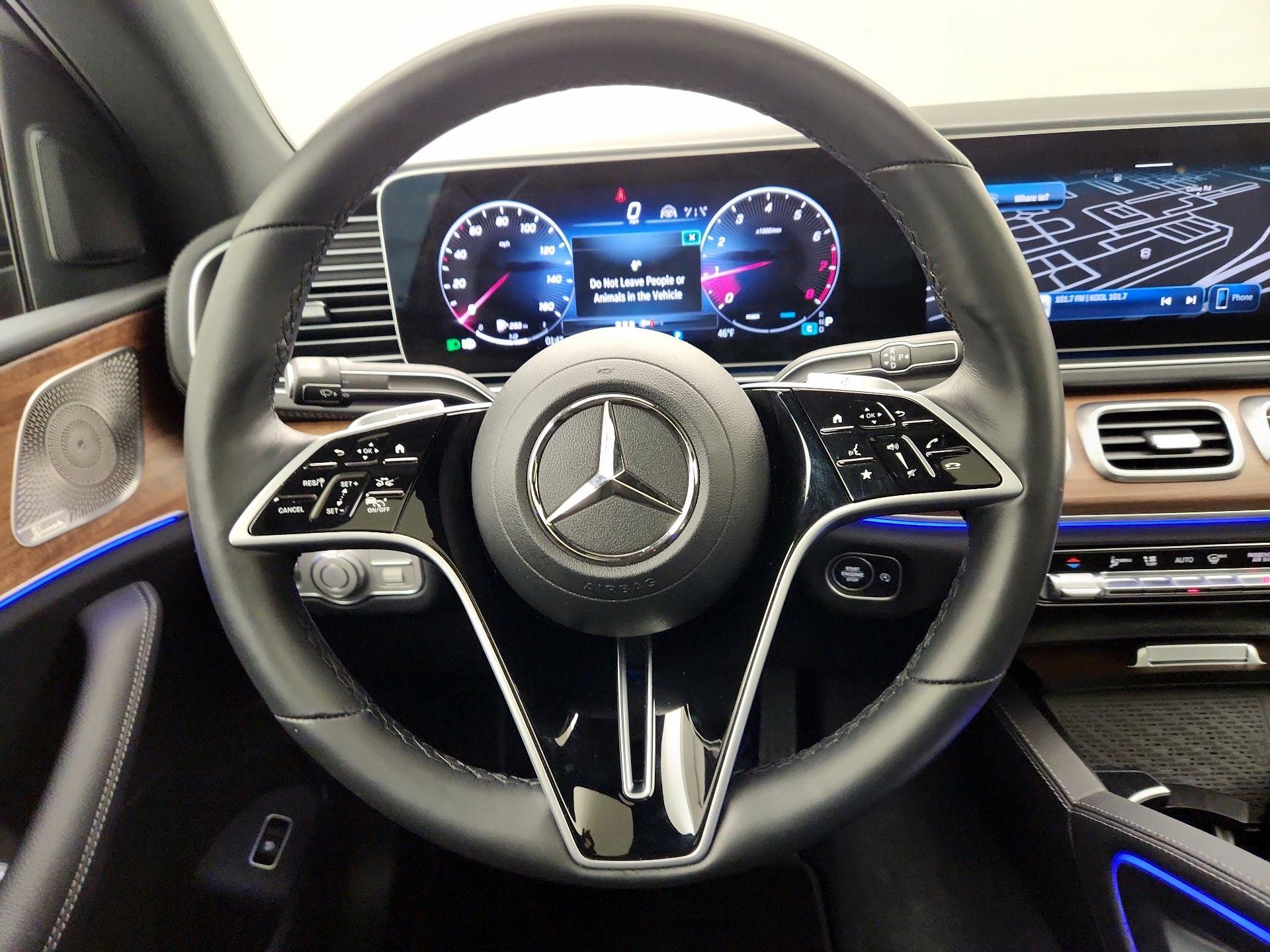 Thumbnail: 2025 Mercedes-Benz GLE - 10