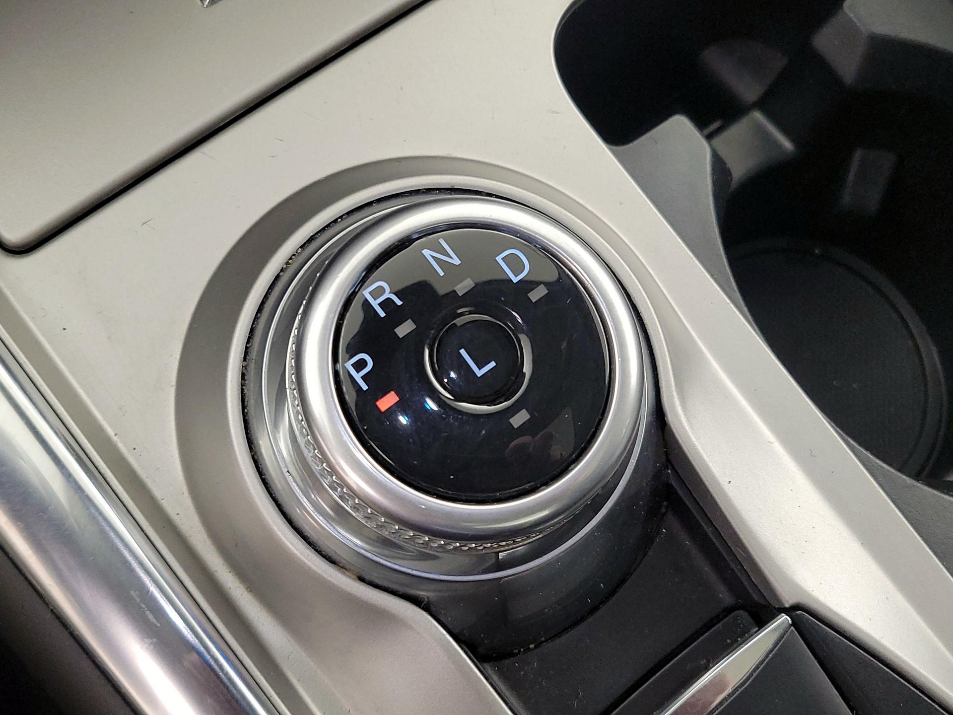 Thumbnail: 2022 Ford Explorer - 18