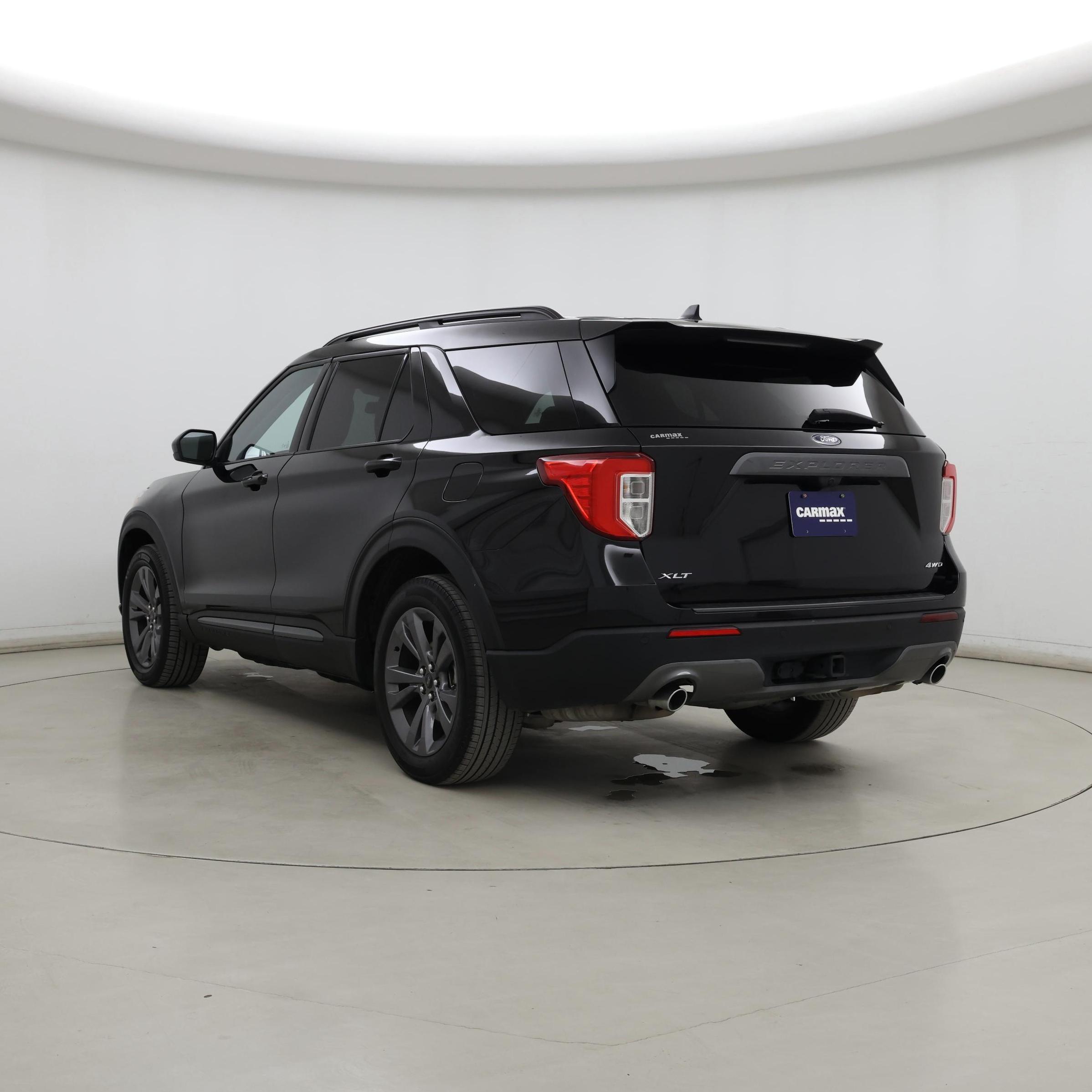 Thumbnail: 2022 Ford Explorer - 2