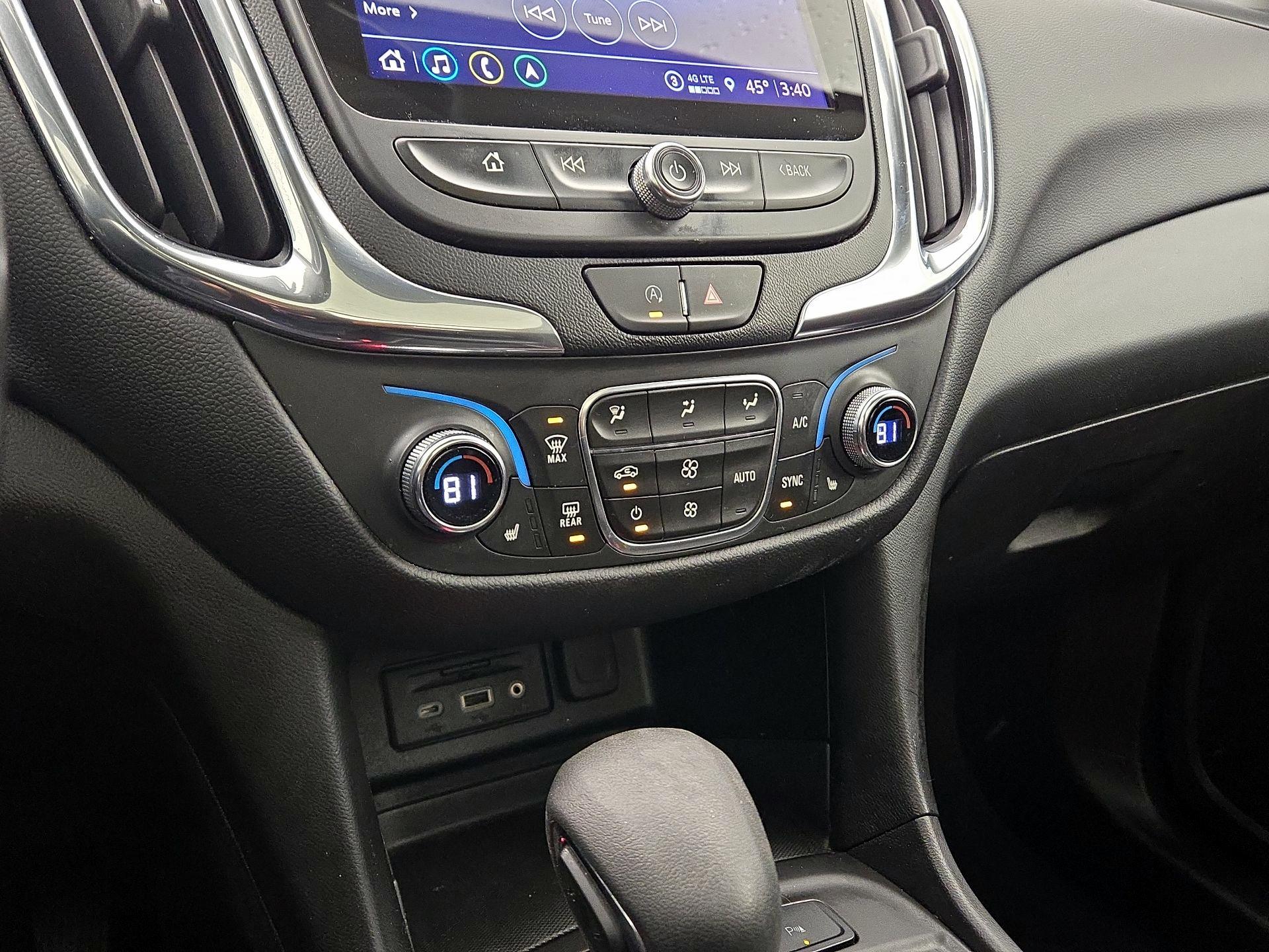 Thumbnail: 2022 Chevrolet Equinox - 16