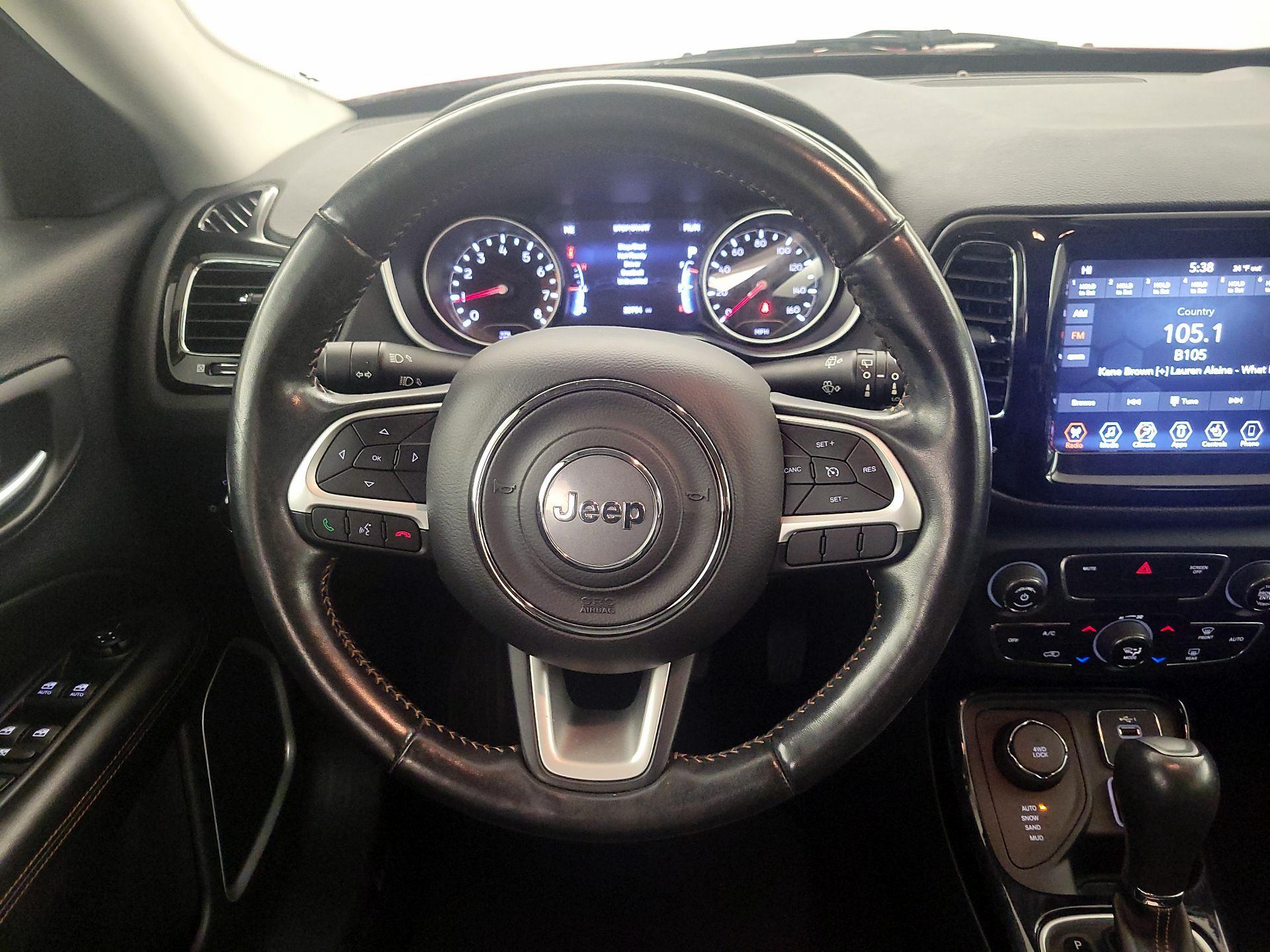 Thumbnail: 2020 Jeep Compass - 10