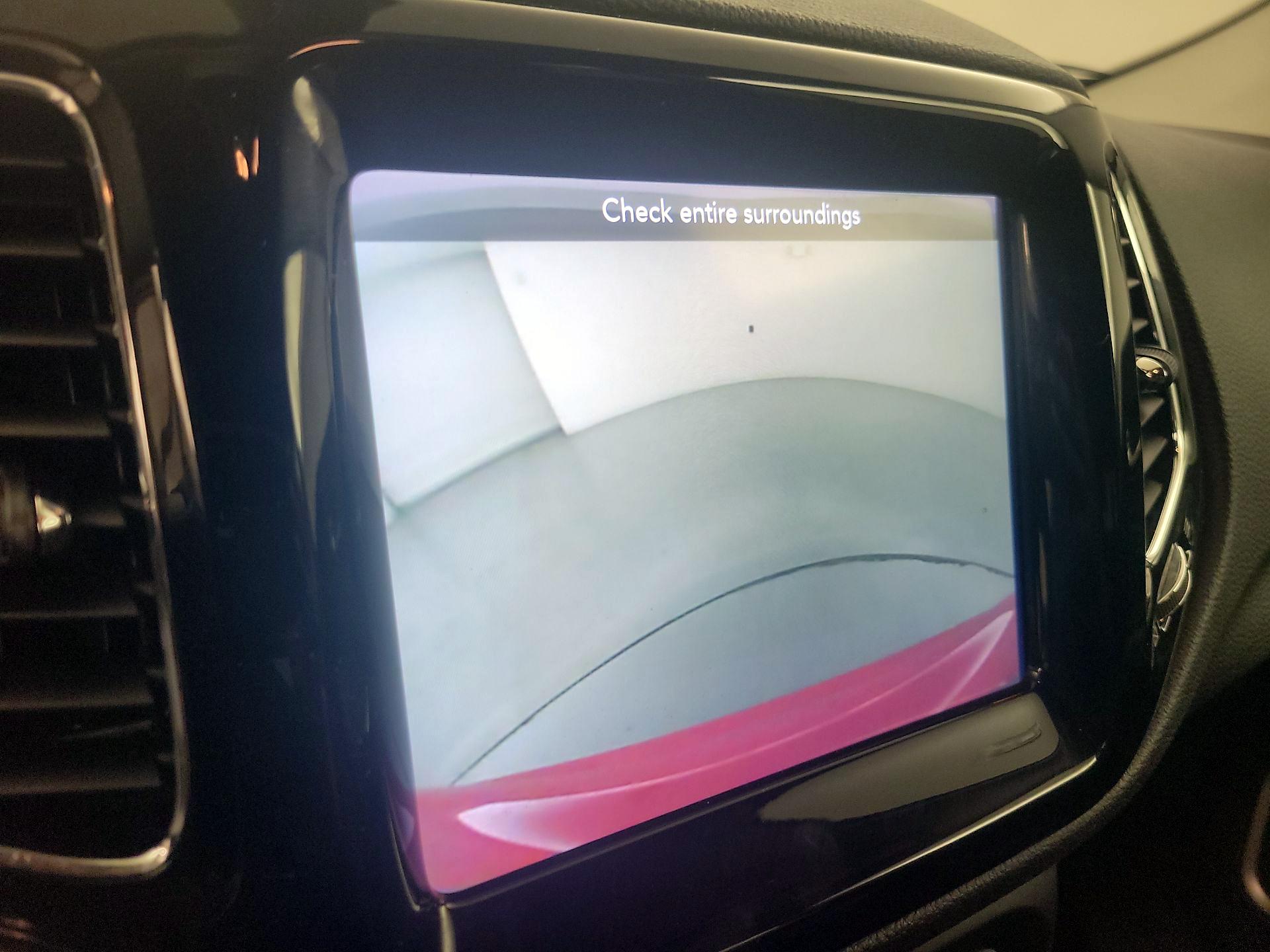 Thumbnail: 2020 Jeep Compass - 14